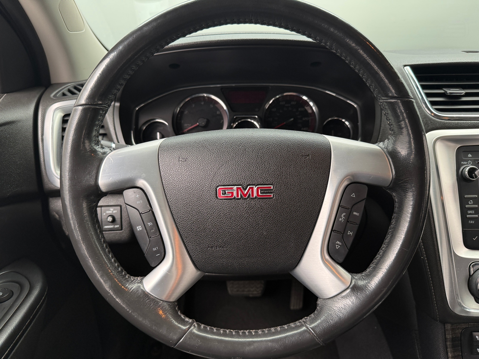 Thumbnail: 2013 GMC Acadia - 4