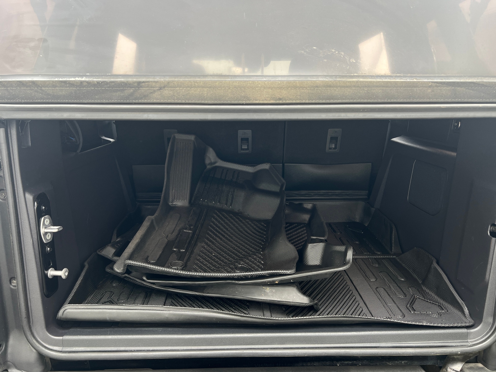 Thumbnail: 2023 Ford Bronco - 7