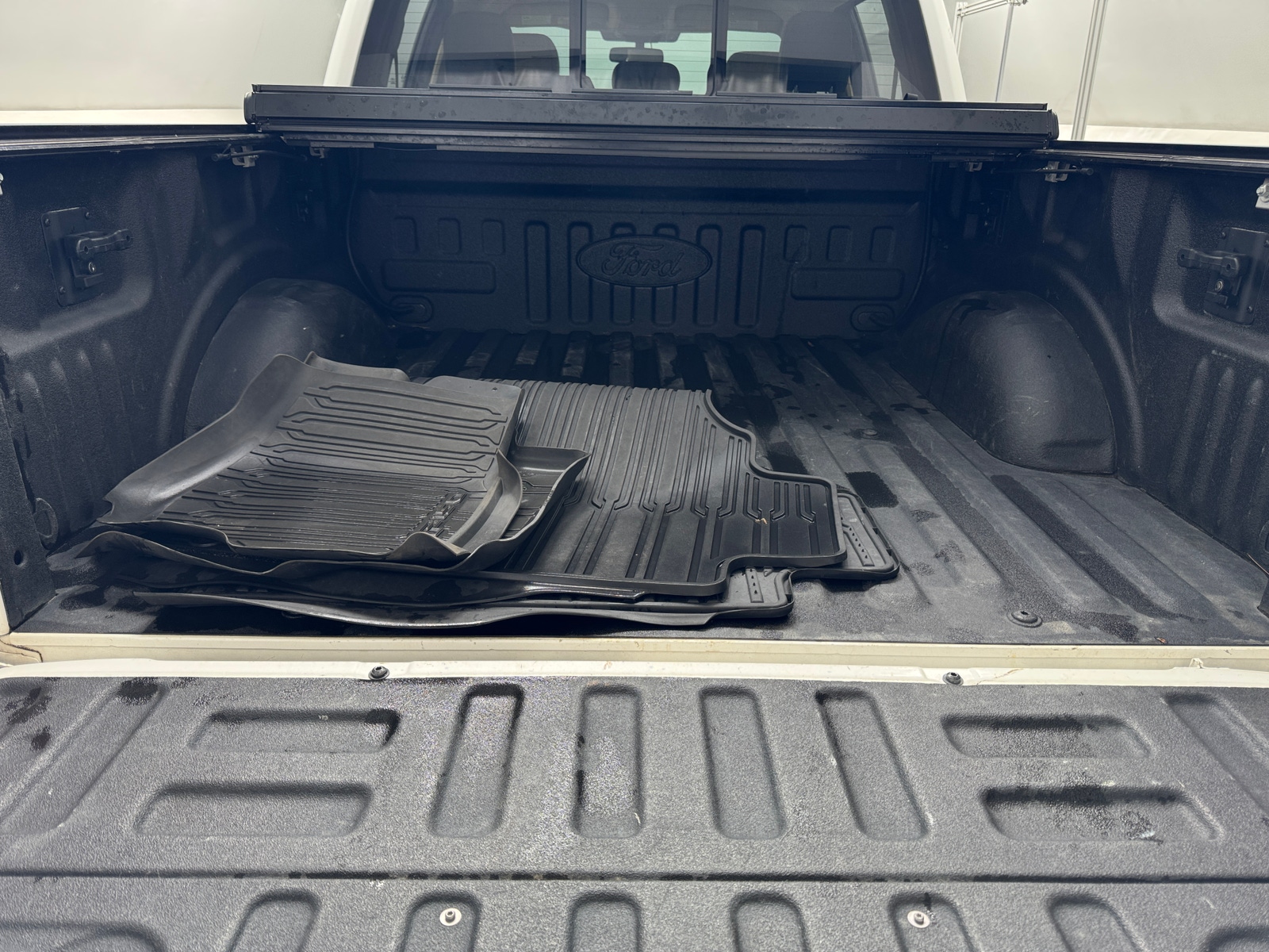 Thumbnail: 2020 Ford Econoline - 6