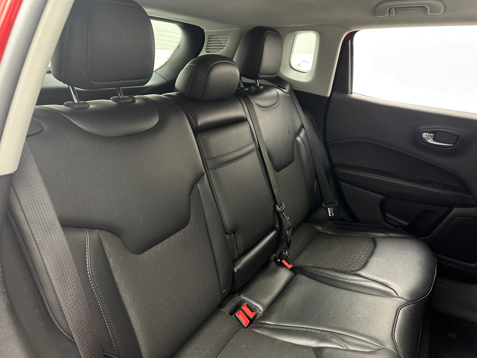 Thumbnail: 2018 Jeep Compass - 6