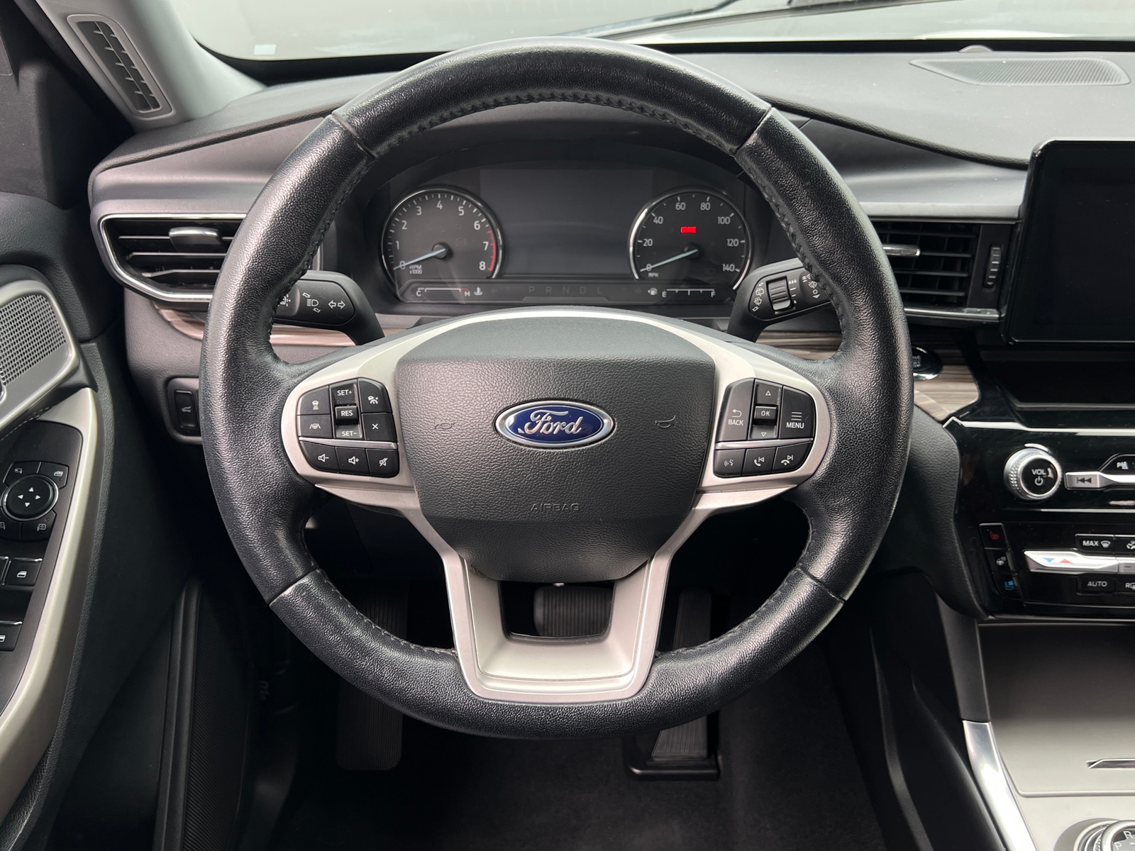 Thumbnail: 2023 Ford Explorer - 4