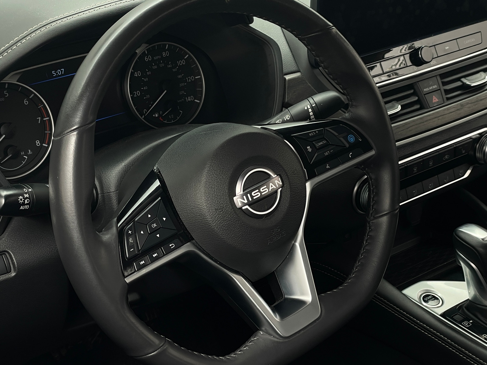 Thumbnail: 2023 Nissan Altima - 5