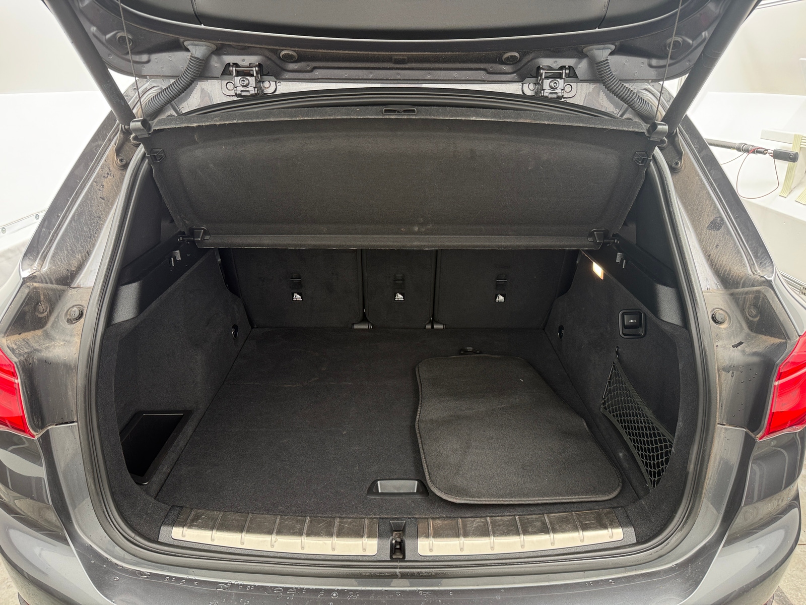 Thumbnail: 2018 BMW X1 - 6