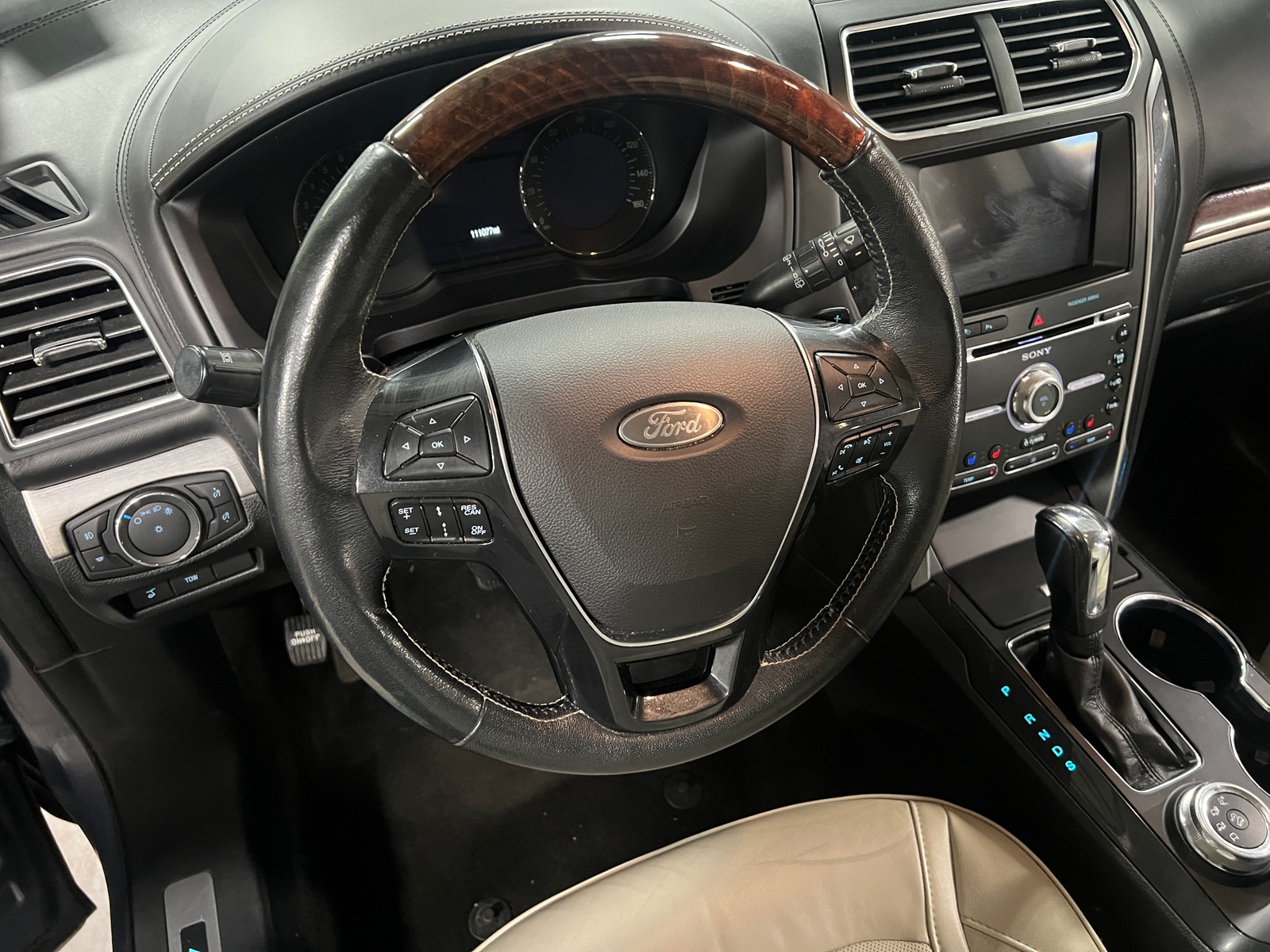 Thumbnail: 2018 Ford Explorer - 4