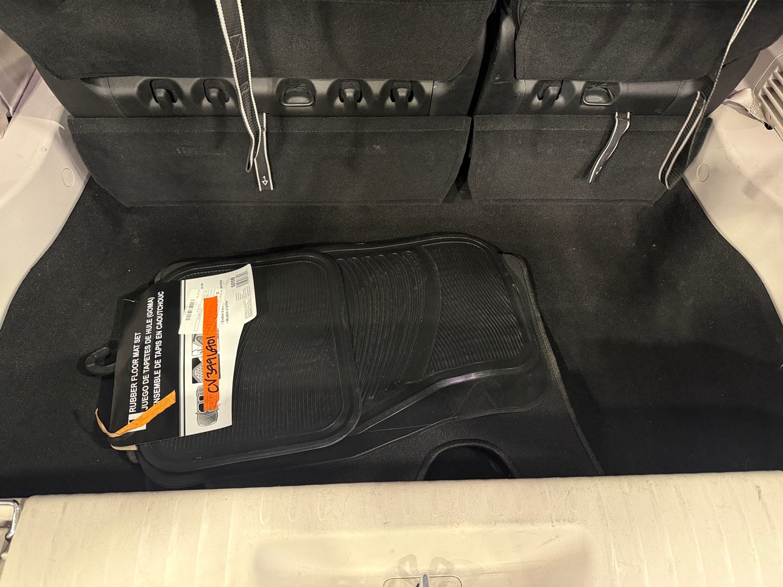 Thumbnail: 2023 Chrysler Pacifica - 6