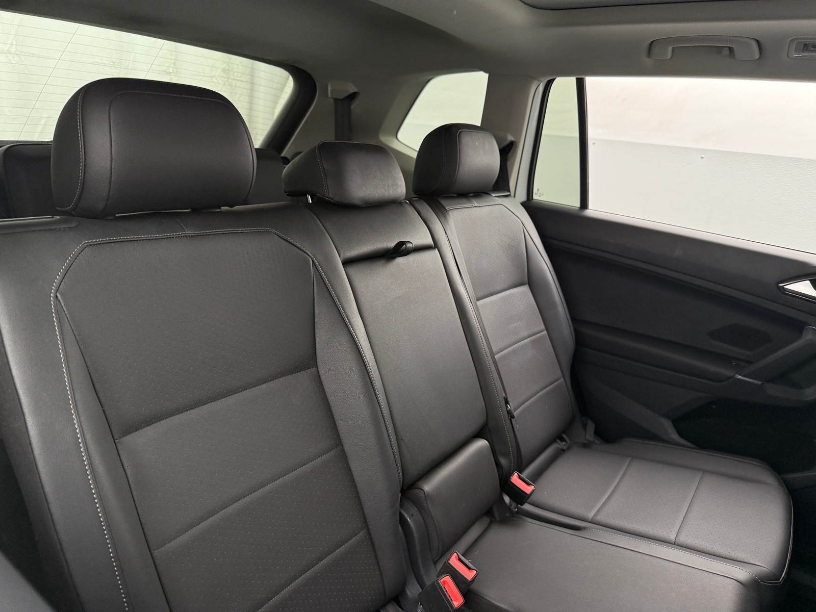 Thumbnail: 2018 Volkswagen Tiguan - 5