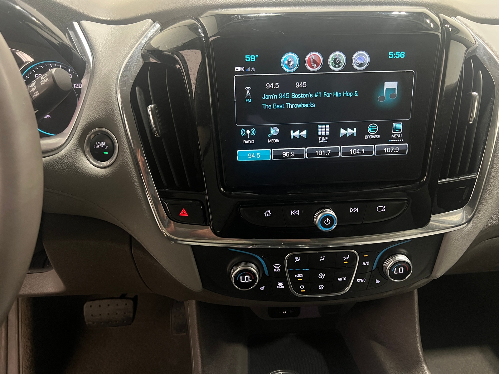 Thumbnail: 2018 Chevrolet Traverse - 4