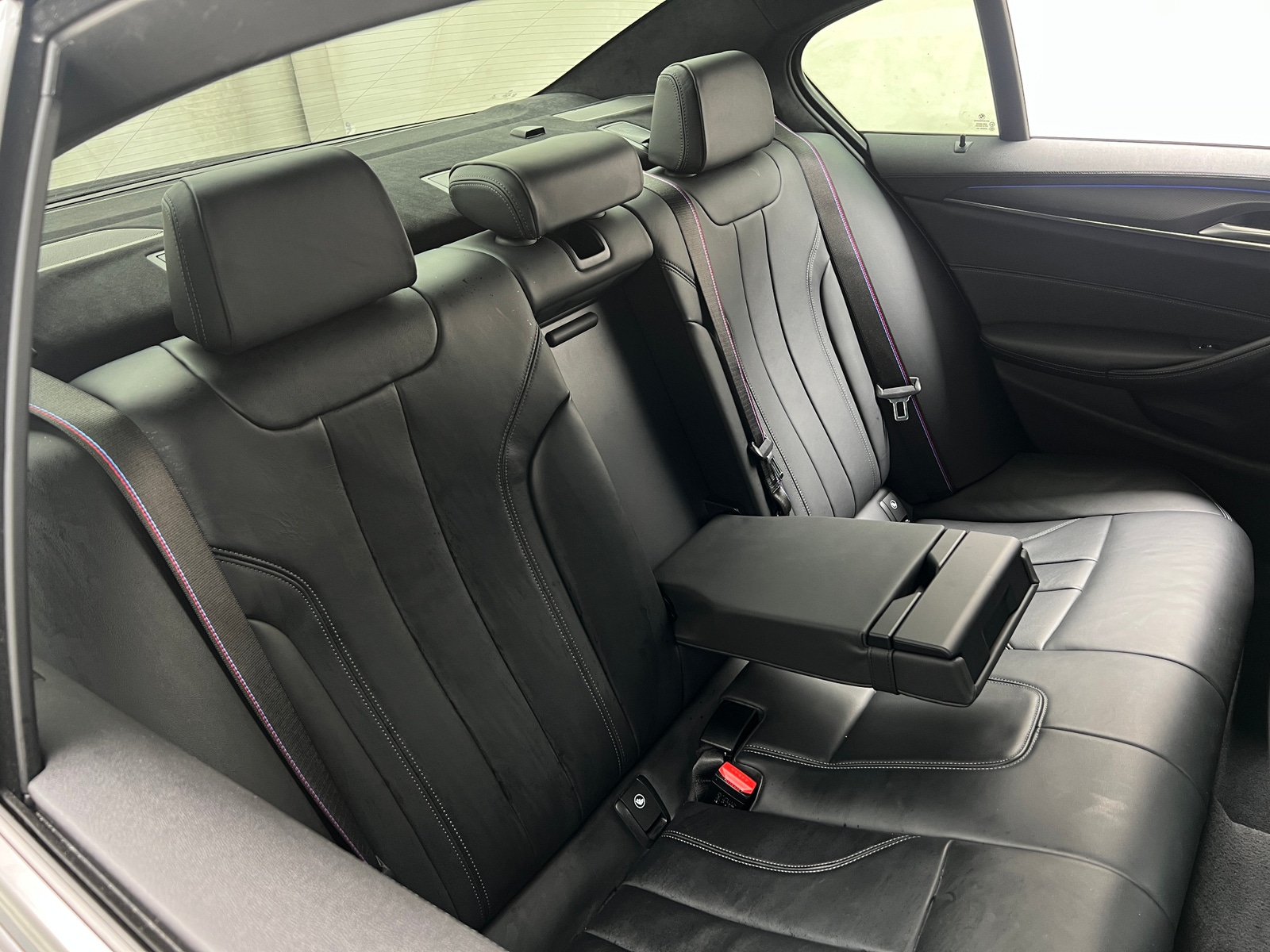 Thumbnail: 2022 BMW M5 - 5