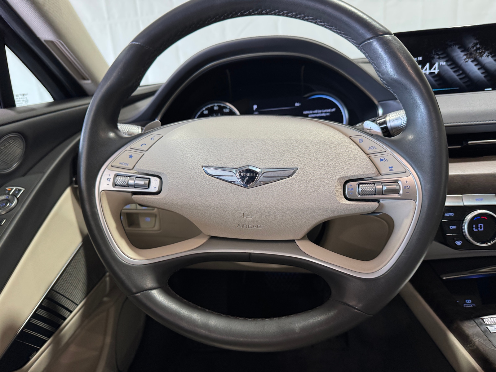 Thumbnail: 2022 Genesis G80 - 4