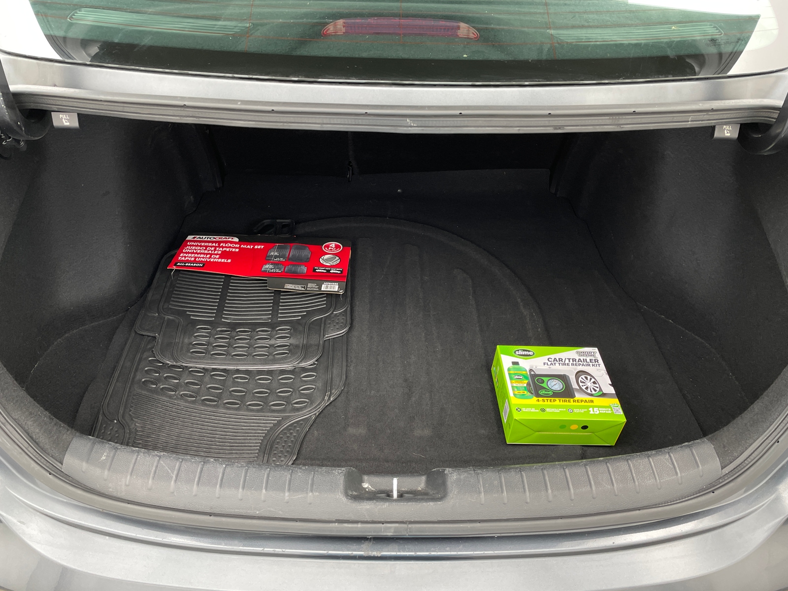 Thumbnail: 2024 Kia Forte - 7