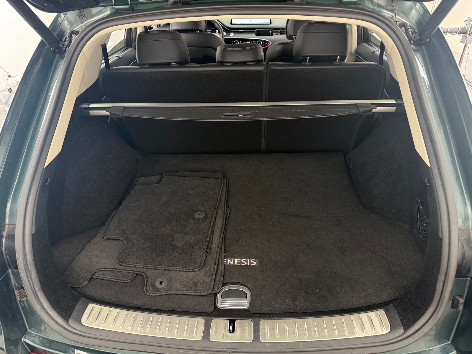 Thumbnail: 2023 Genesis GV70 - 6