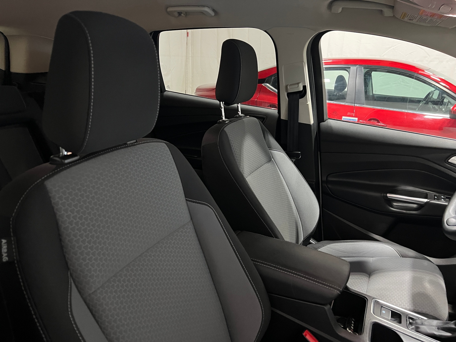 Thumbnail: 2019 Ford Escape - 2