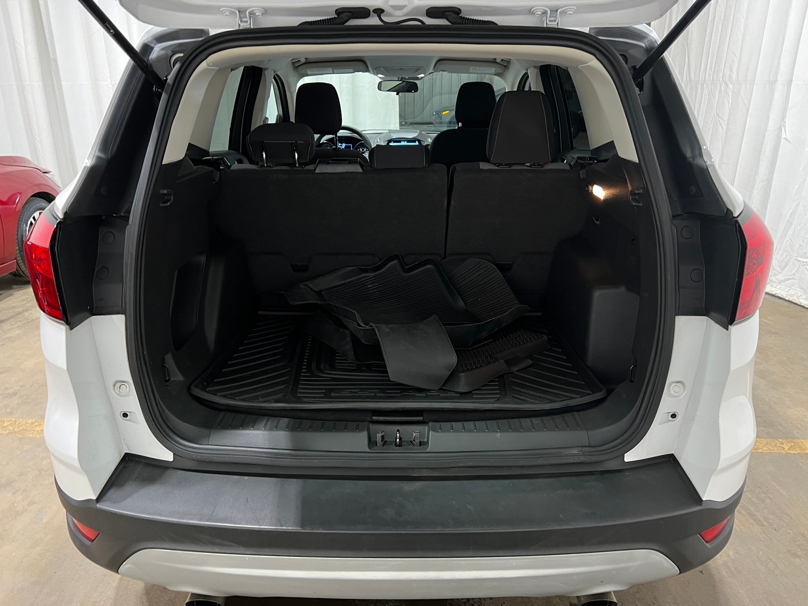 Thumbnail: 2019 Ford Escape - 7