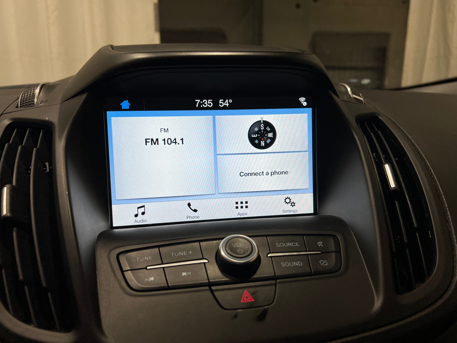 Thumbnail: 2019 Ford Escape - 4