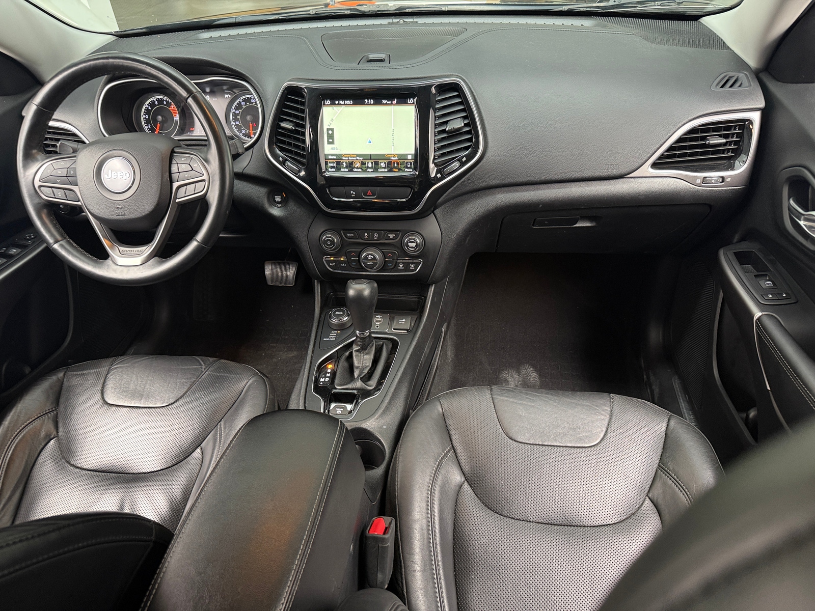 Thumbnail: 2019 Jeep Cherokee - 2