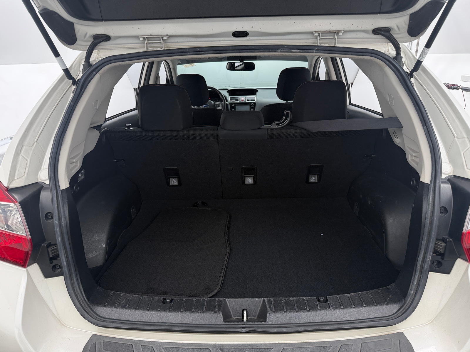 Thumbnail: 2016 Subaru Crosstrek - 7