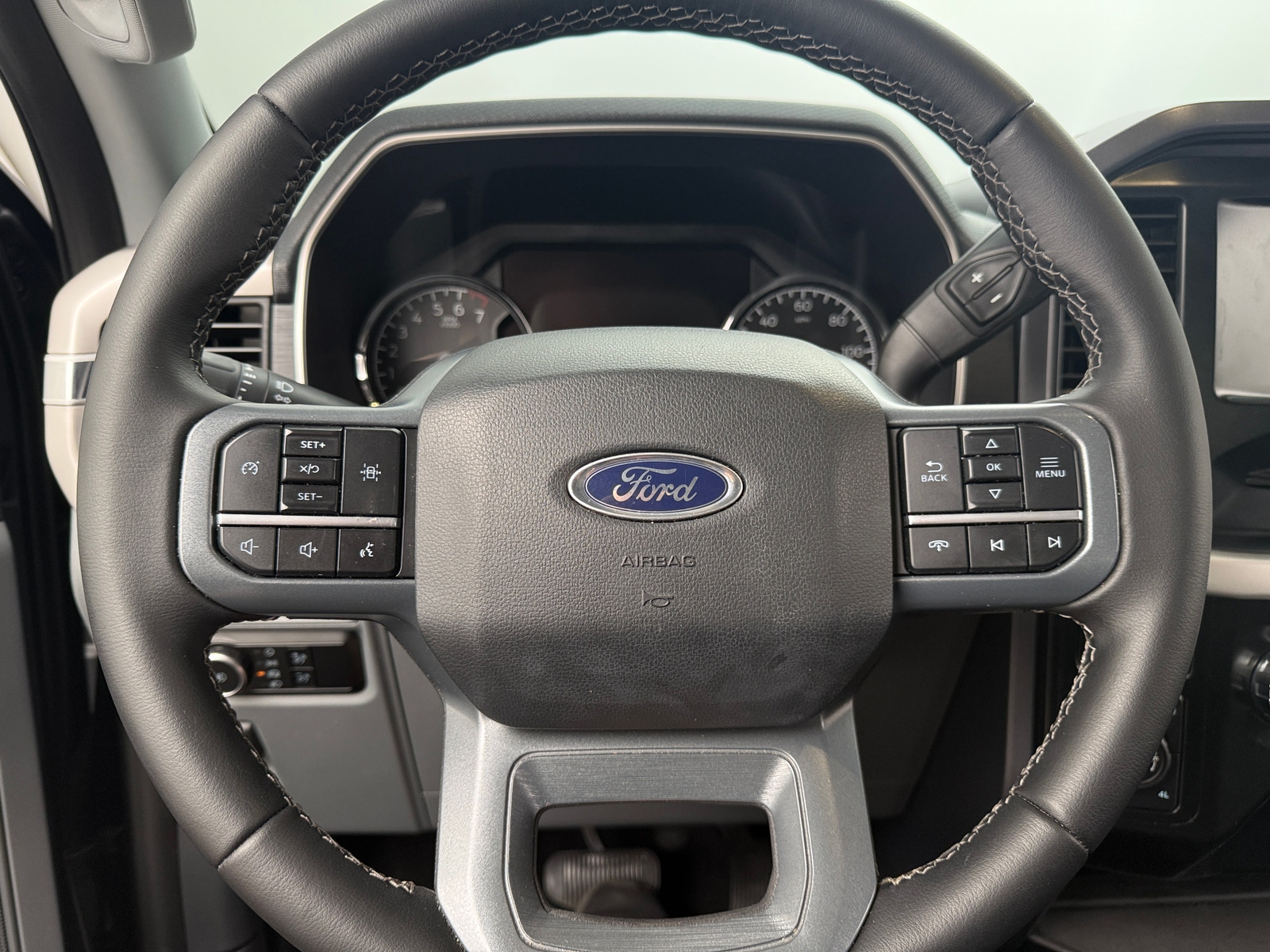 Thumbnail: 2023 Ford Econoline - 5