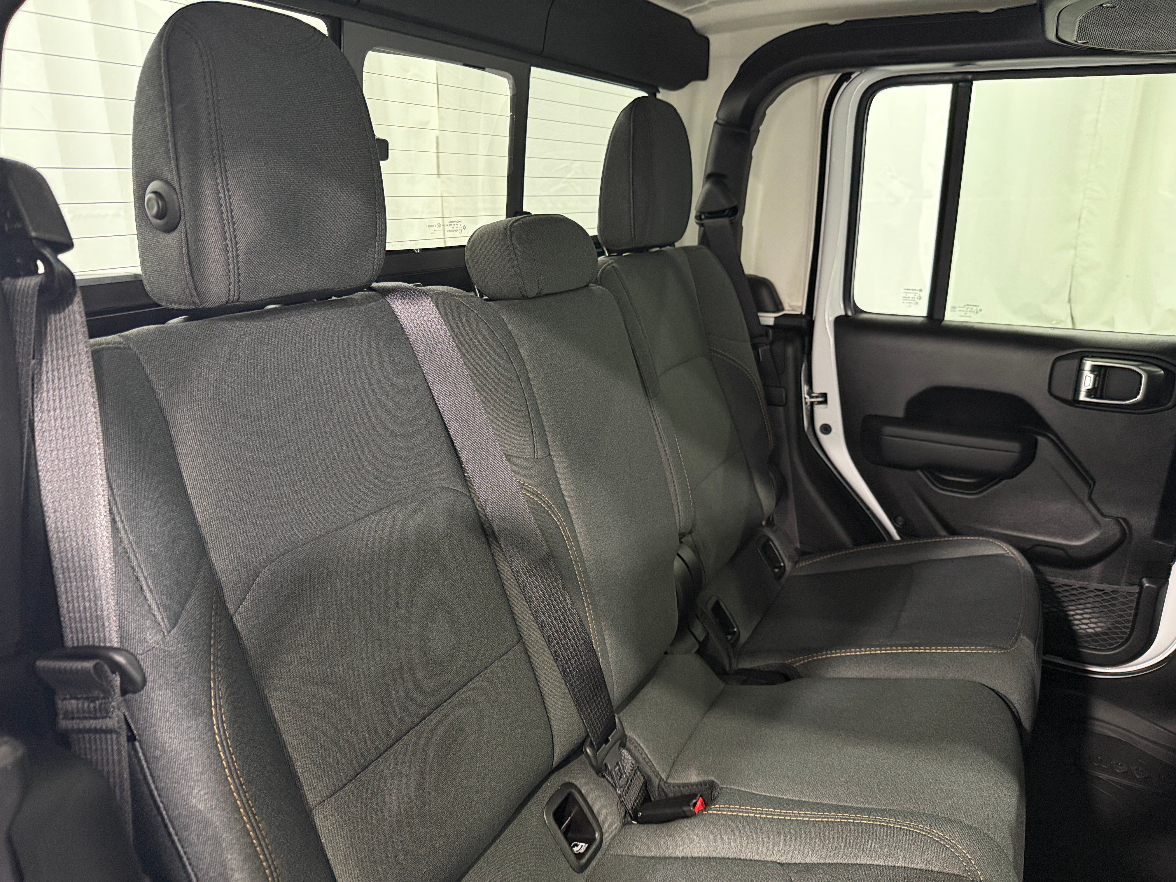 2026 Jeep Gladiator Willys - Photo 5