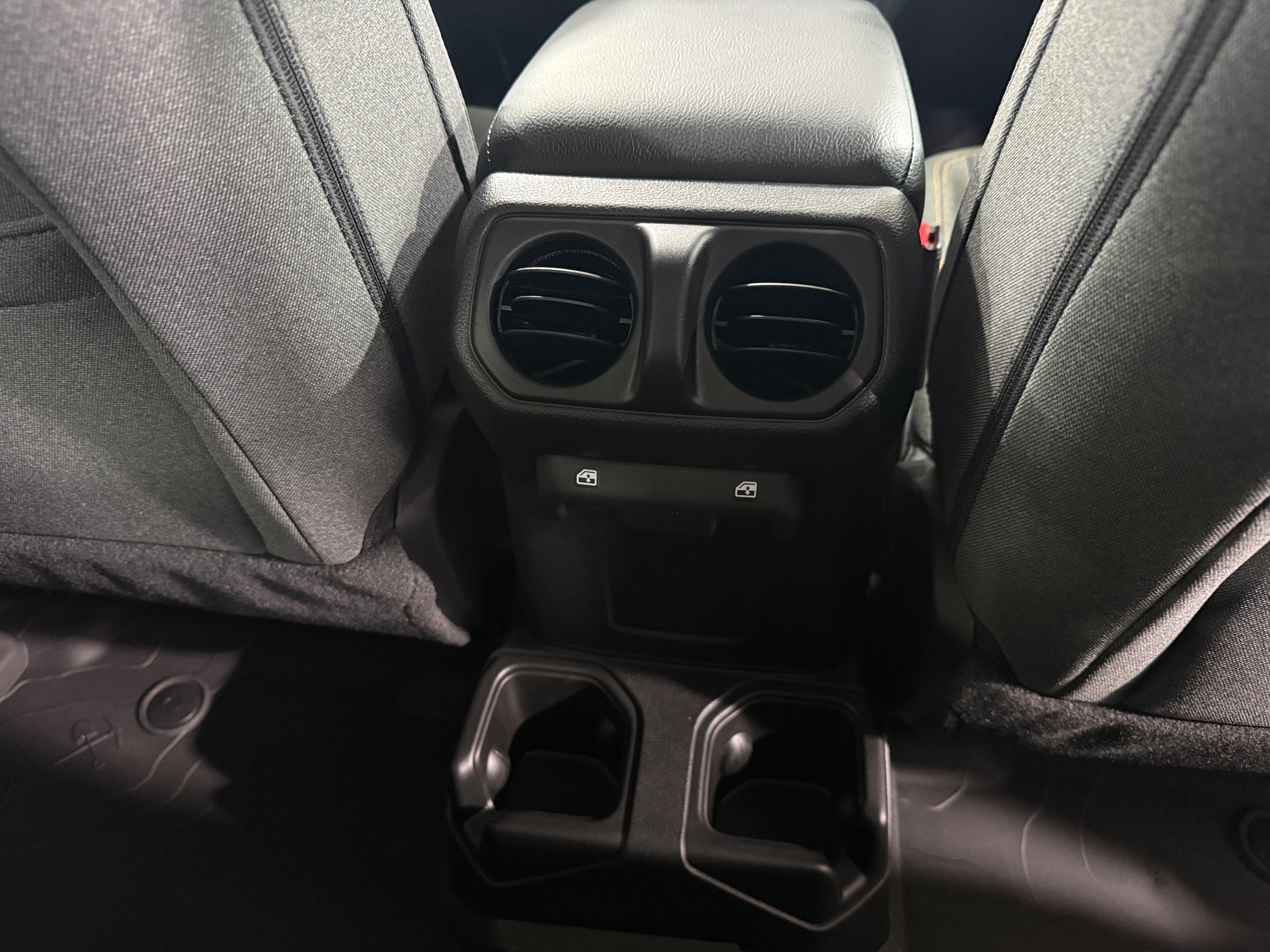 2026 Jeep Gladiator Willys - Photo 6