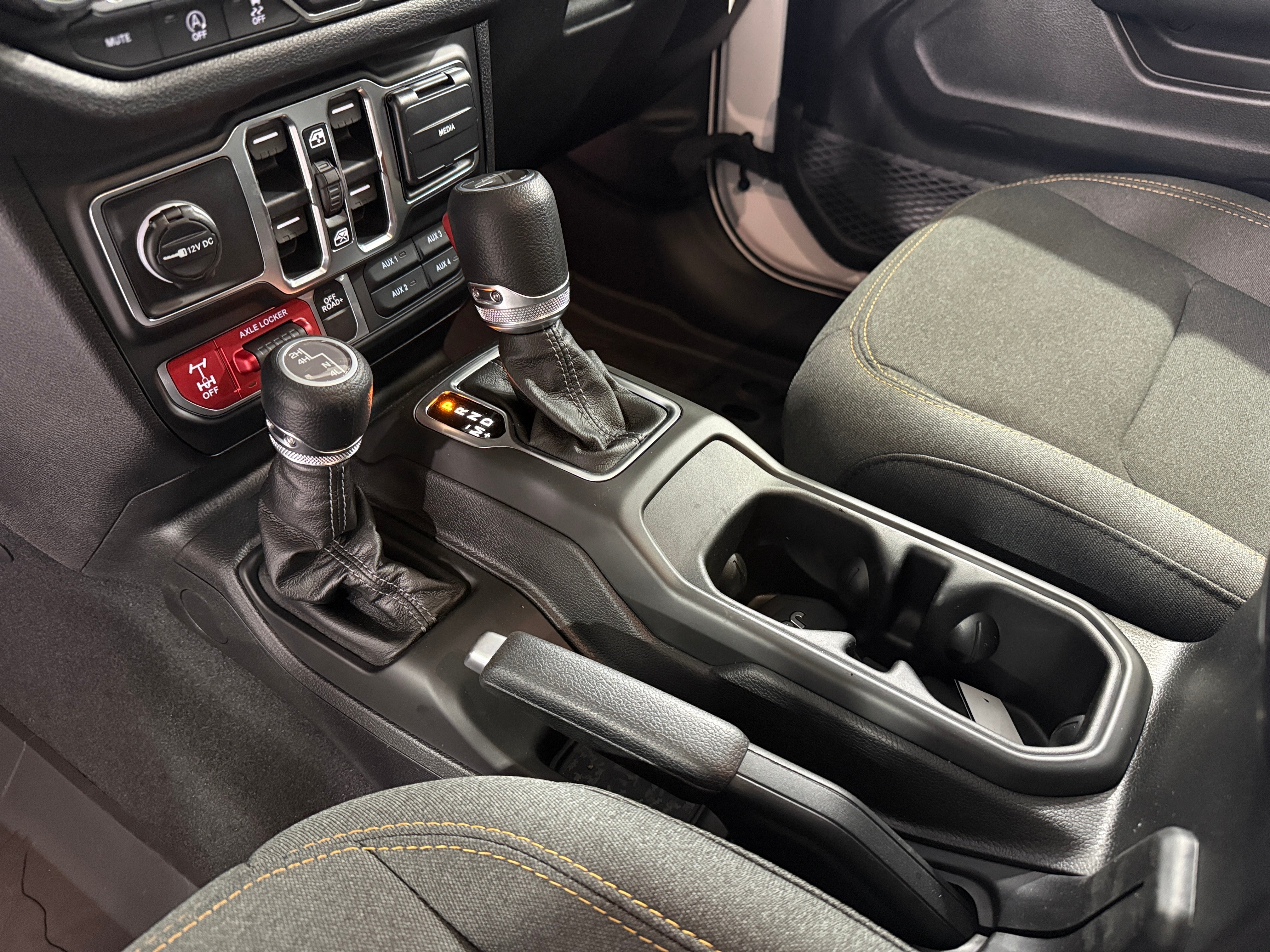 2026 Jeep Gladiator Willys - Photo 8