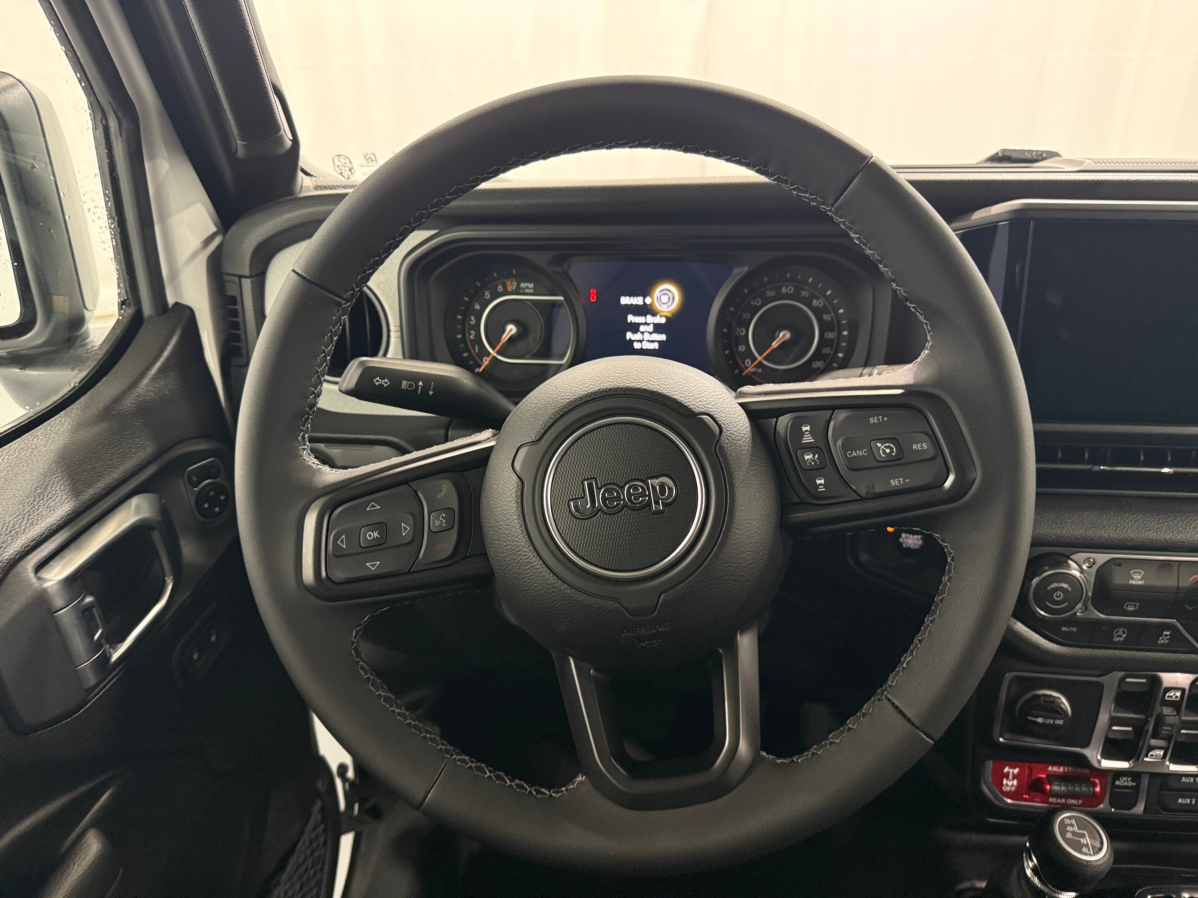 2026 Jeep Gladiator Willys - Photo 9