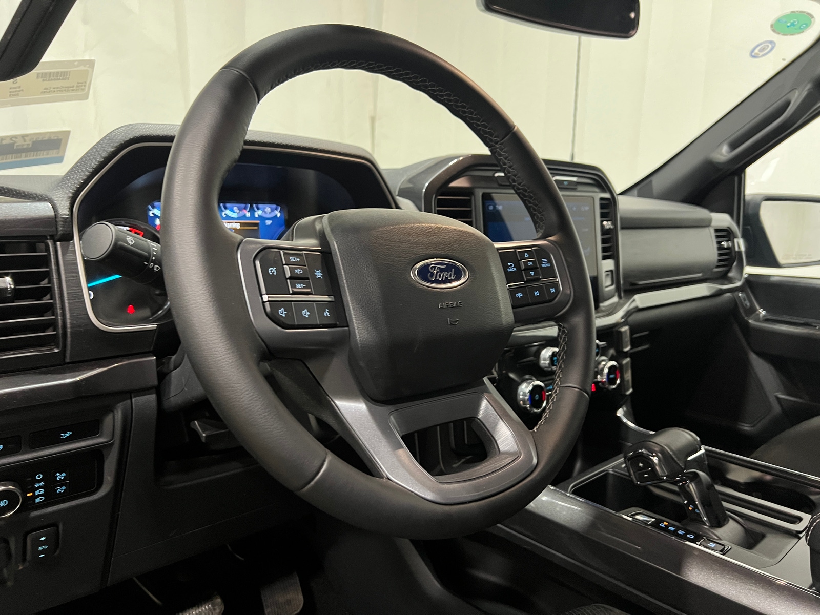 Thumbnail: 2023 Ford Econoline - 5