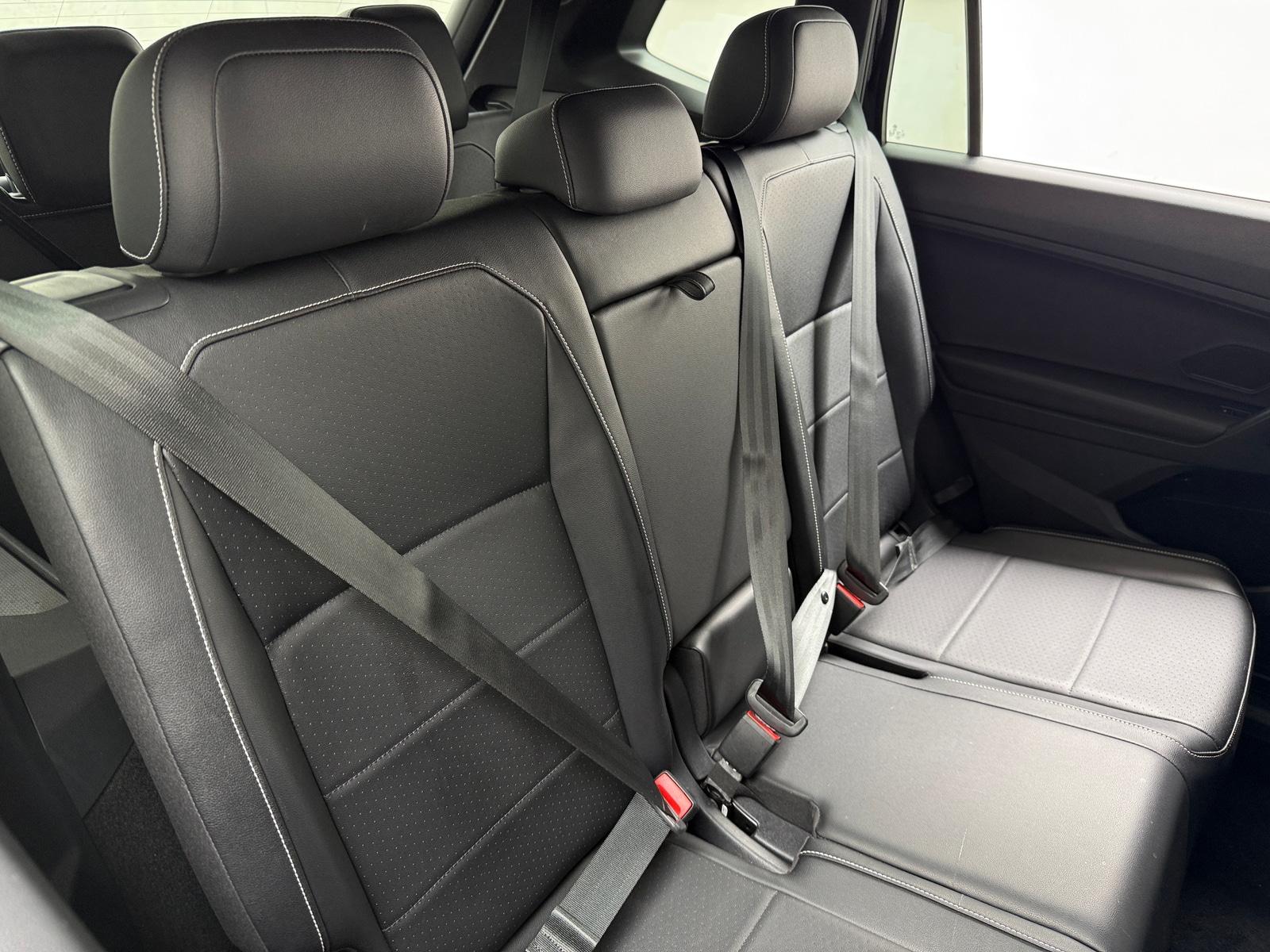 Thumbnail: 2021 Volkswagen Tiguan - 5