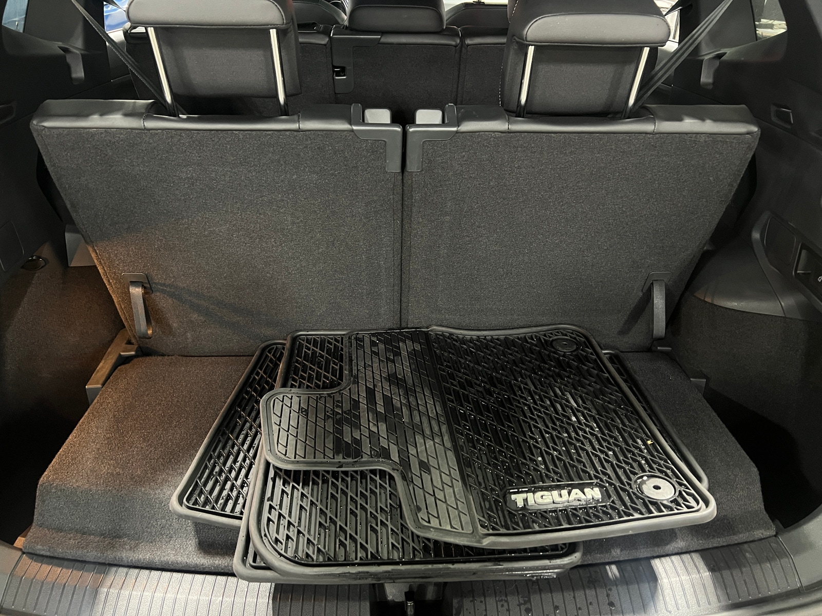 Thumbnail: 2021 Volkswagen Tiguan - 6