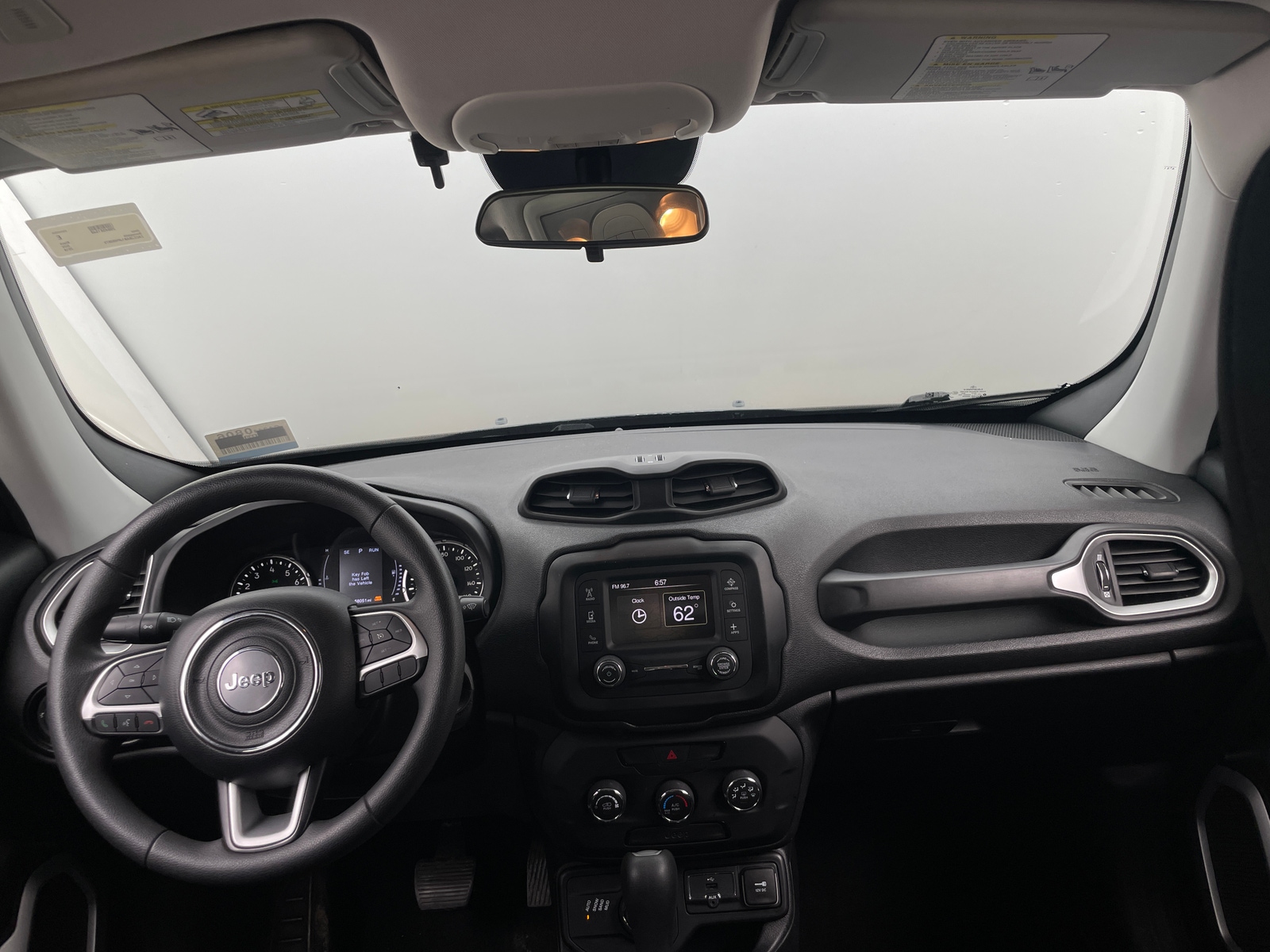 Thumbnail: 2018 Jeep Renegade - 3