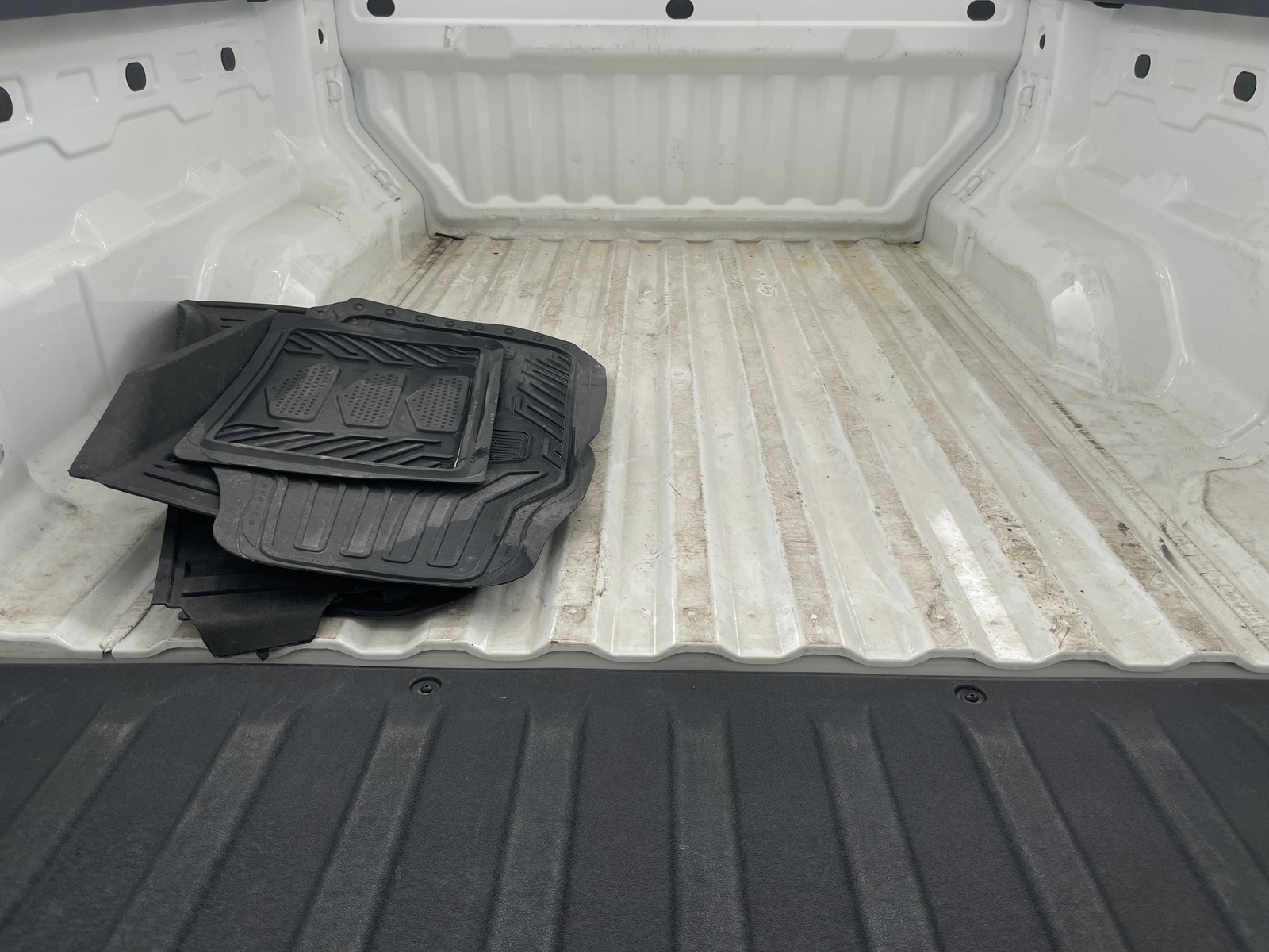 Thumbnail: 2023 Chevrolet Colorado - 7