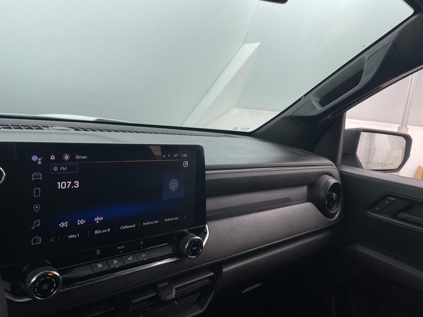 Thumbnail: 2023 Chevrolet Colorado - 4