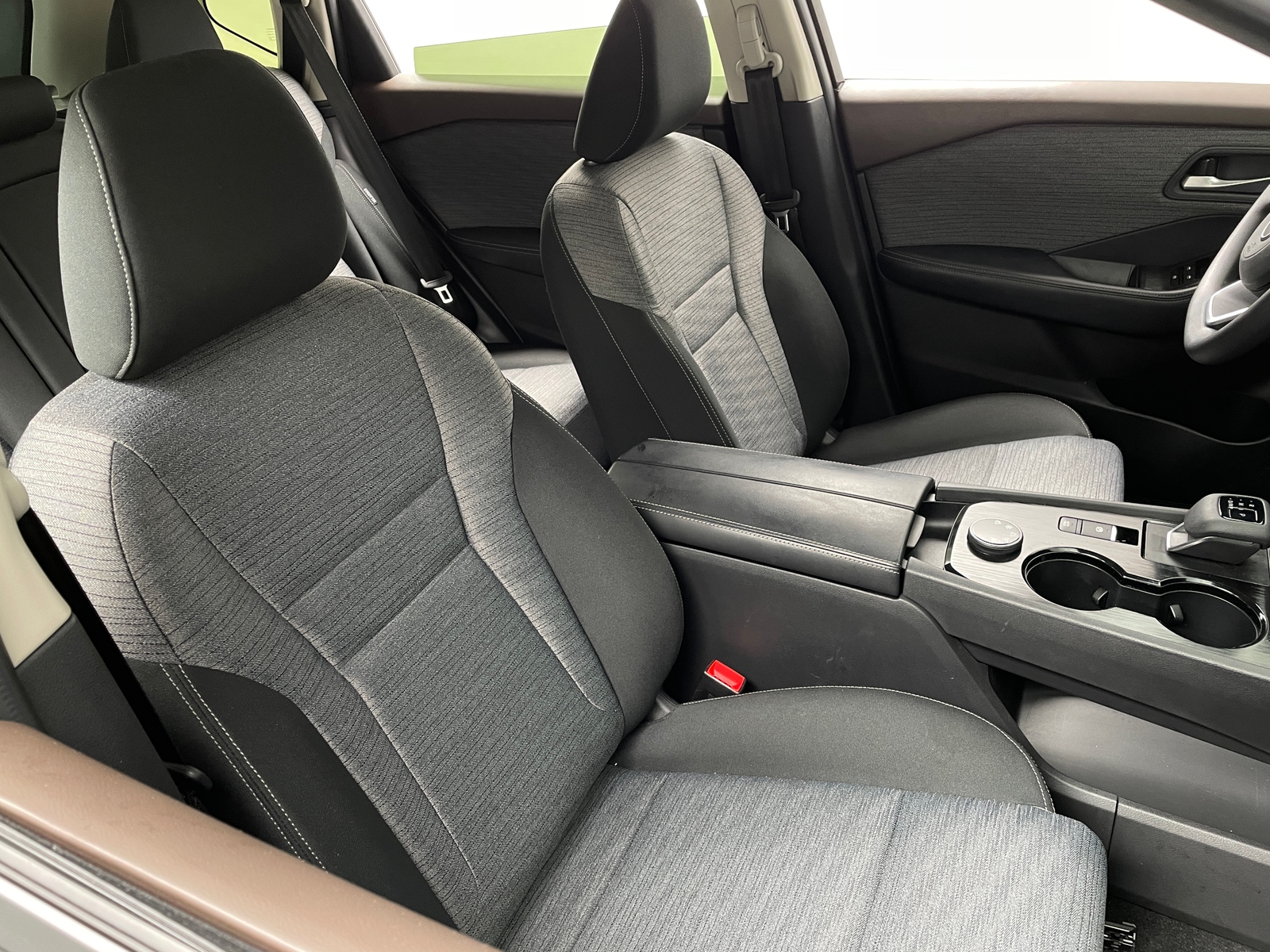 Thumbnail: 2023 Nissan Rogue - 2