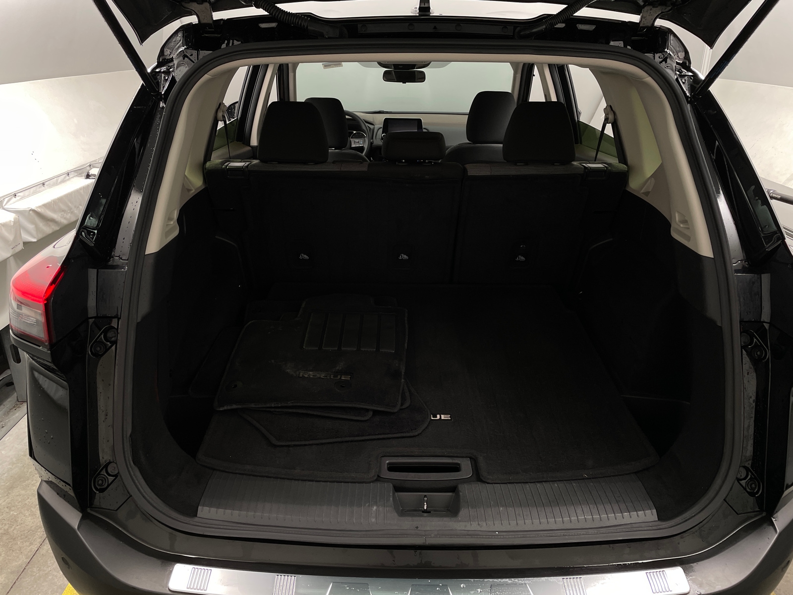 Thumbnail: 2023 Nissan Rogue - 7