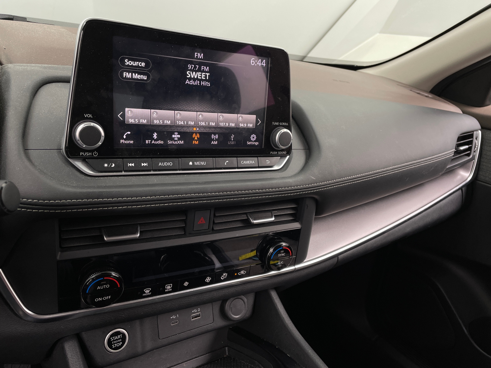 Thumbnail: 2023 Nissan Rogue - 4