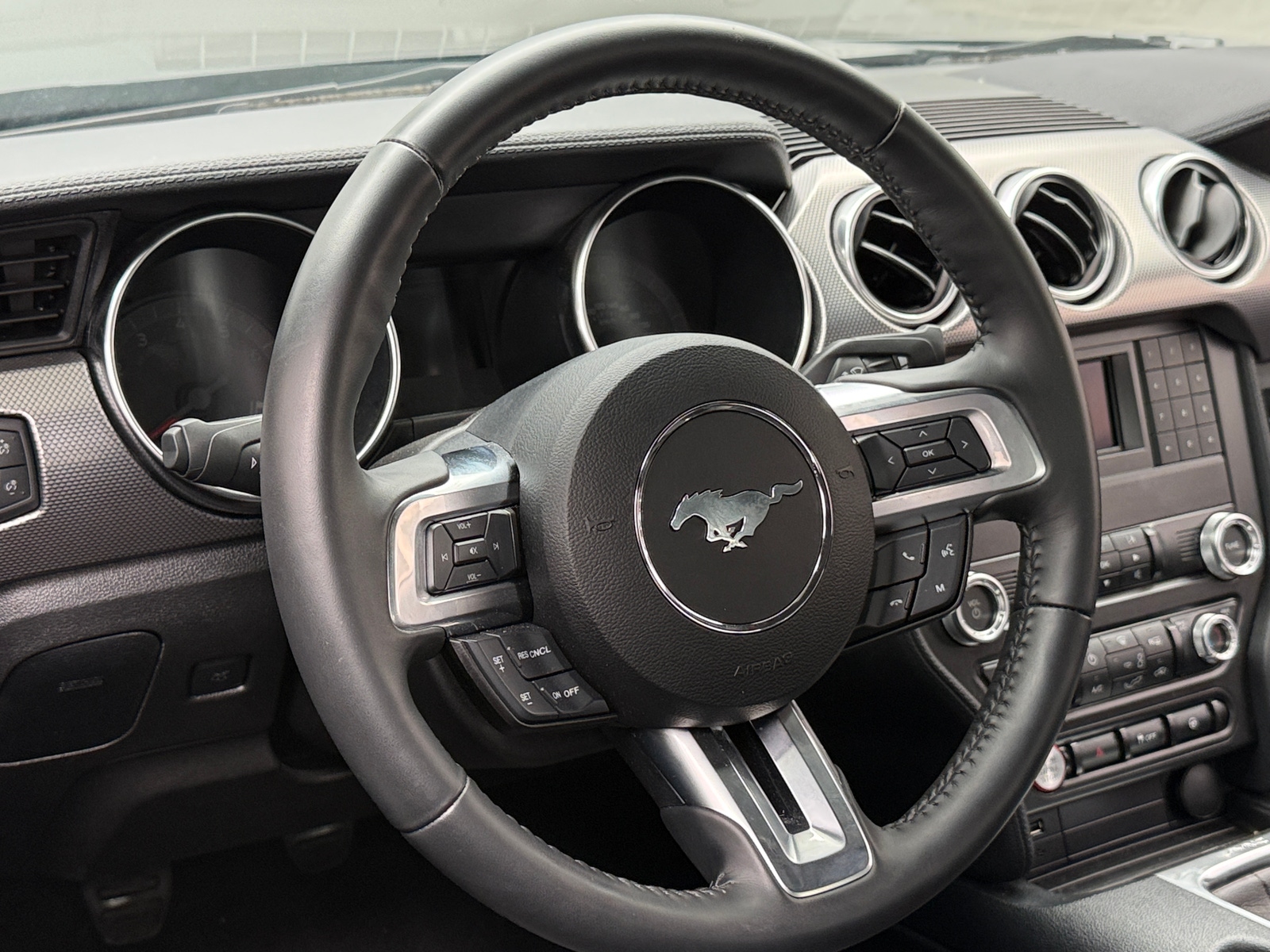 Thumbnail: 2021 Ford Mustang - 4