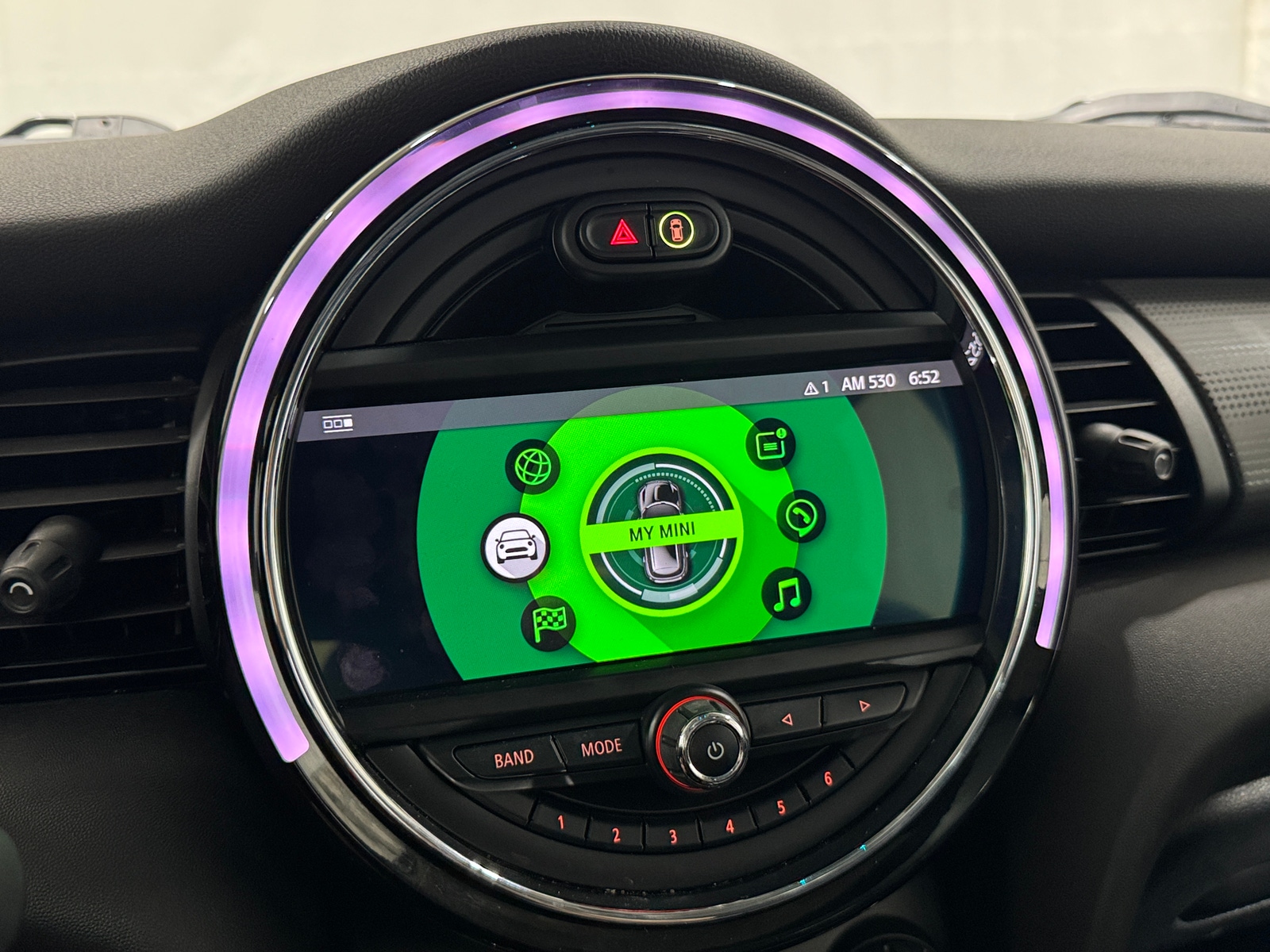 Thumbnail: 2020 MINI Cooper Hardtop - 3