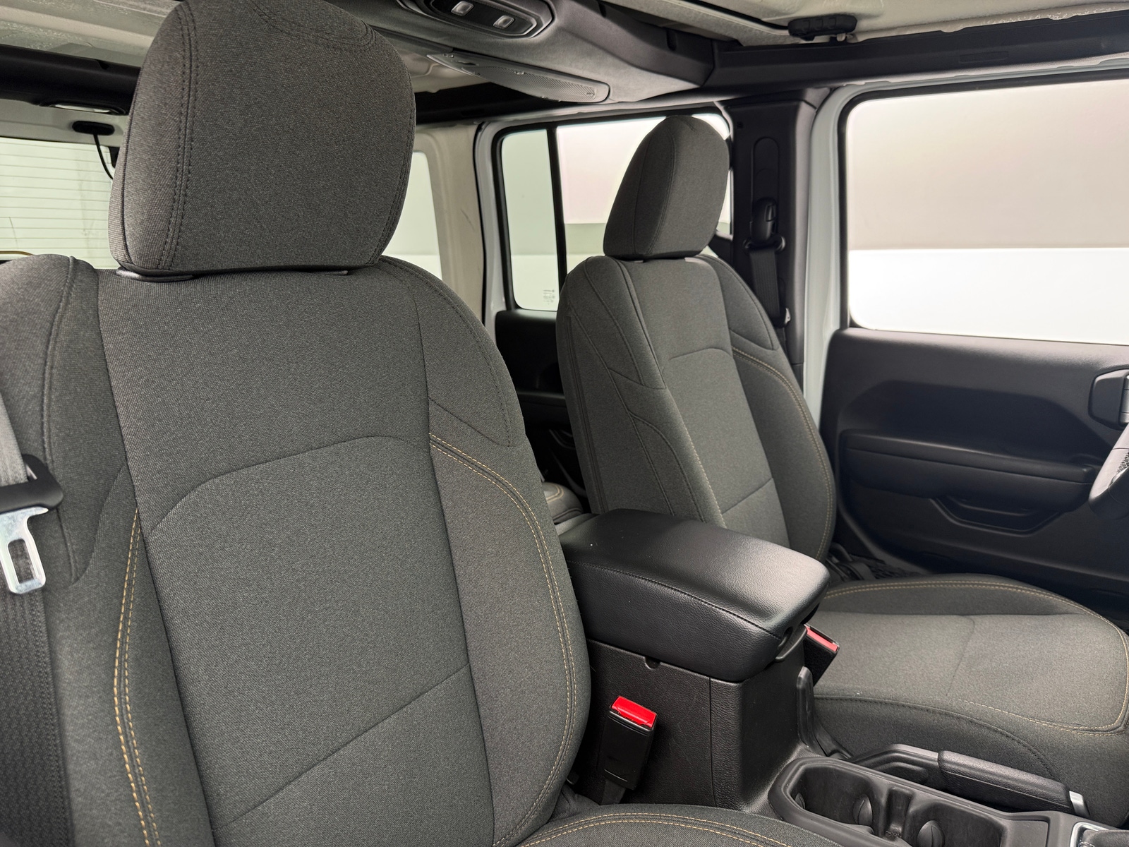 Thumbnail: 2025 Jeep Wrangler - 2