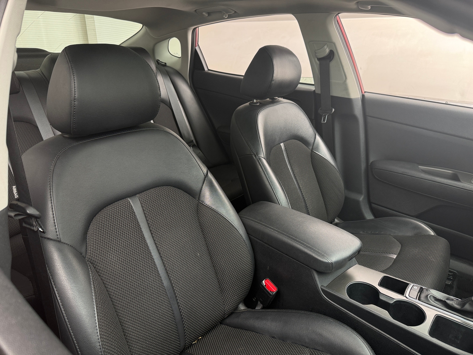 Thumbnail: 2019 Kia Optima - 2