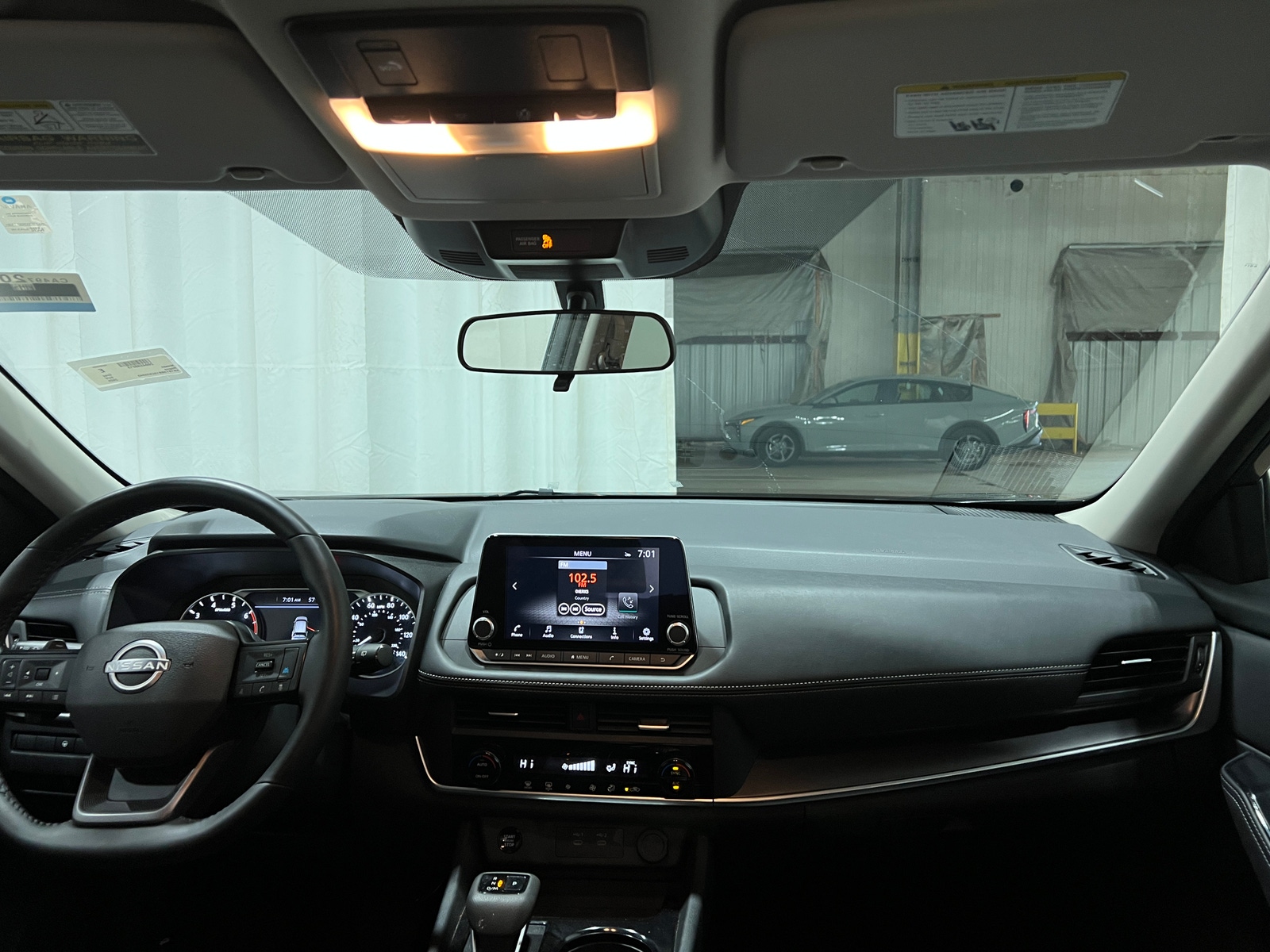 Thumbnail: 2025 Nissan Rogue - 3