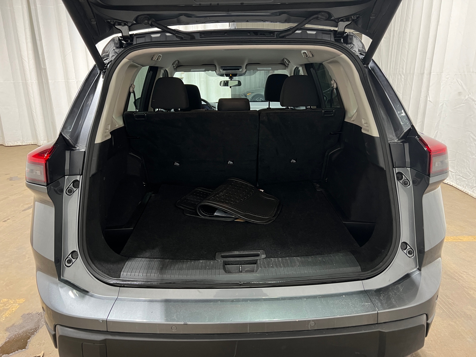 Thumbnail: 2025 Nissan Rogue - 7