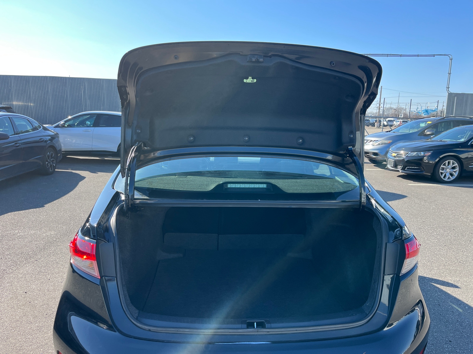 Thumbnail: 2025 Toyota Corolla - 5