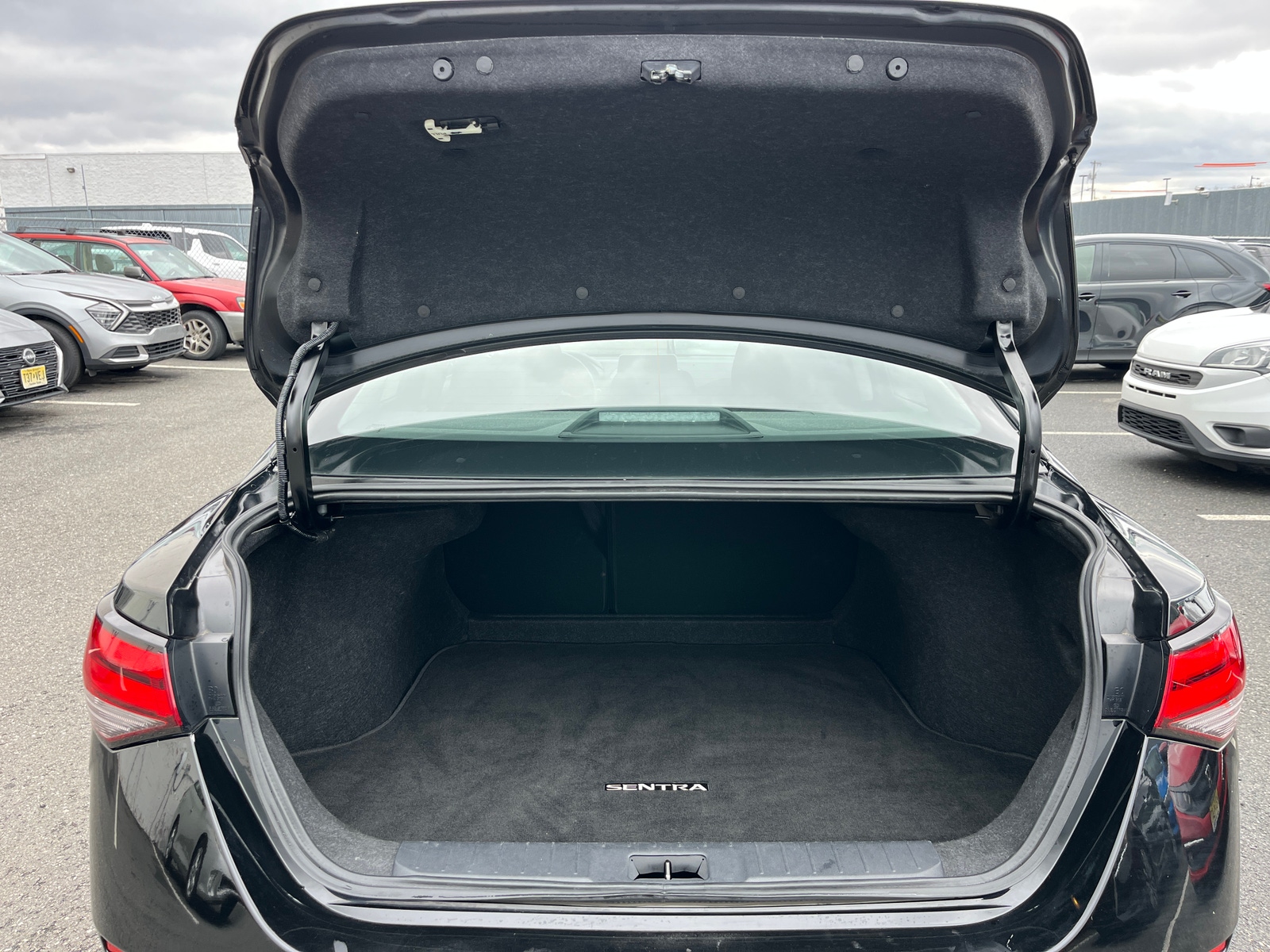 Thumbnail: 2025 Nissan Sentra - 6