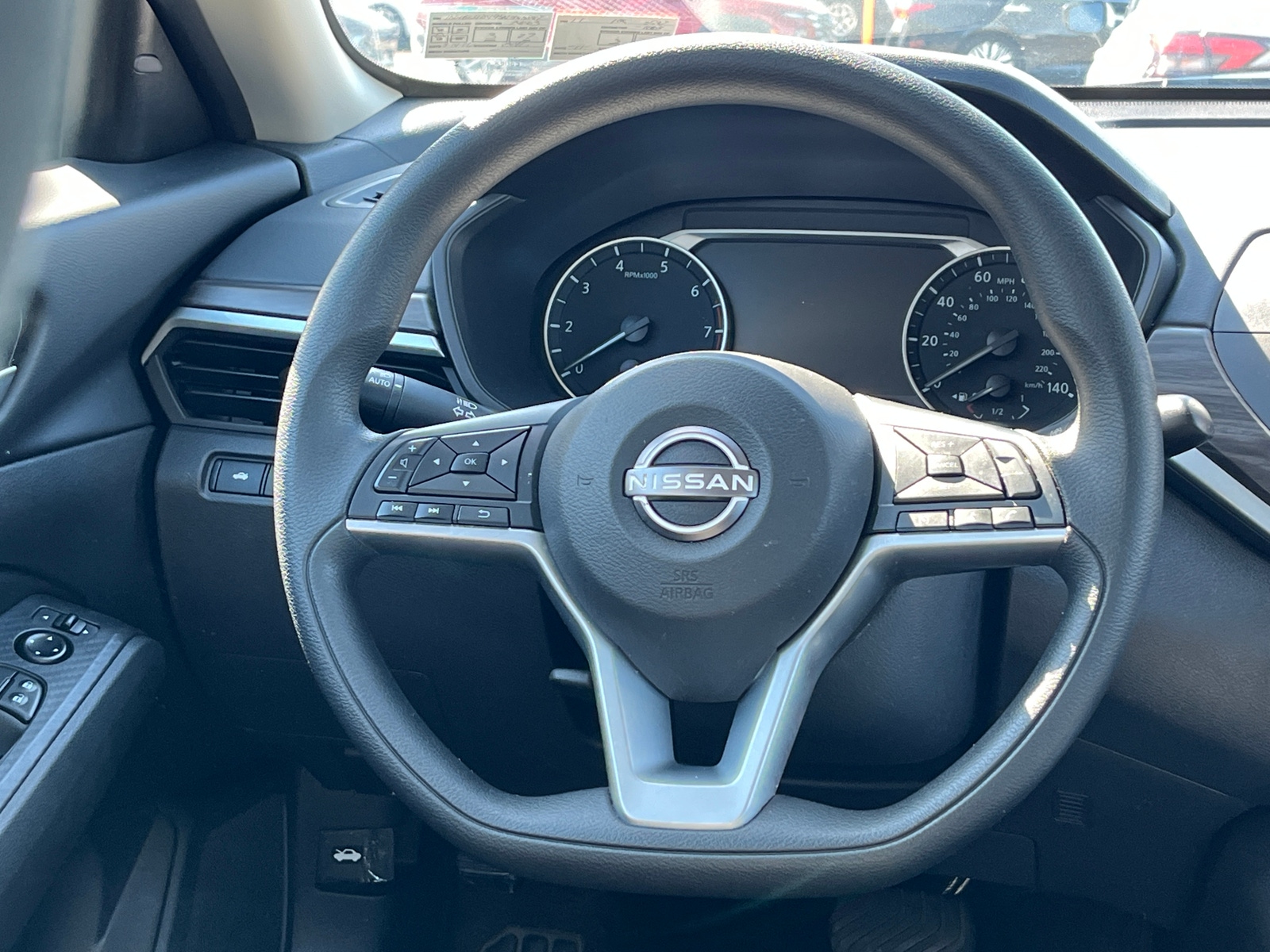 Thumbnail: 2025 Nissan Altima - 5
