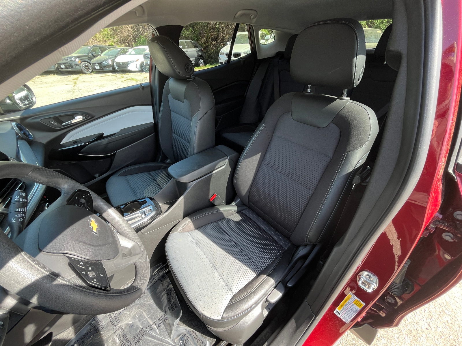 Thumbnail: 2025 Chevrolet Trax - 2