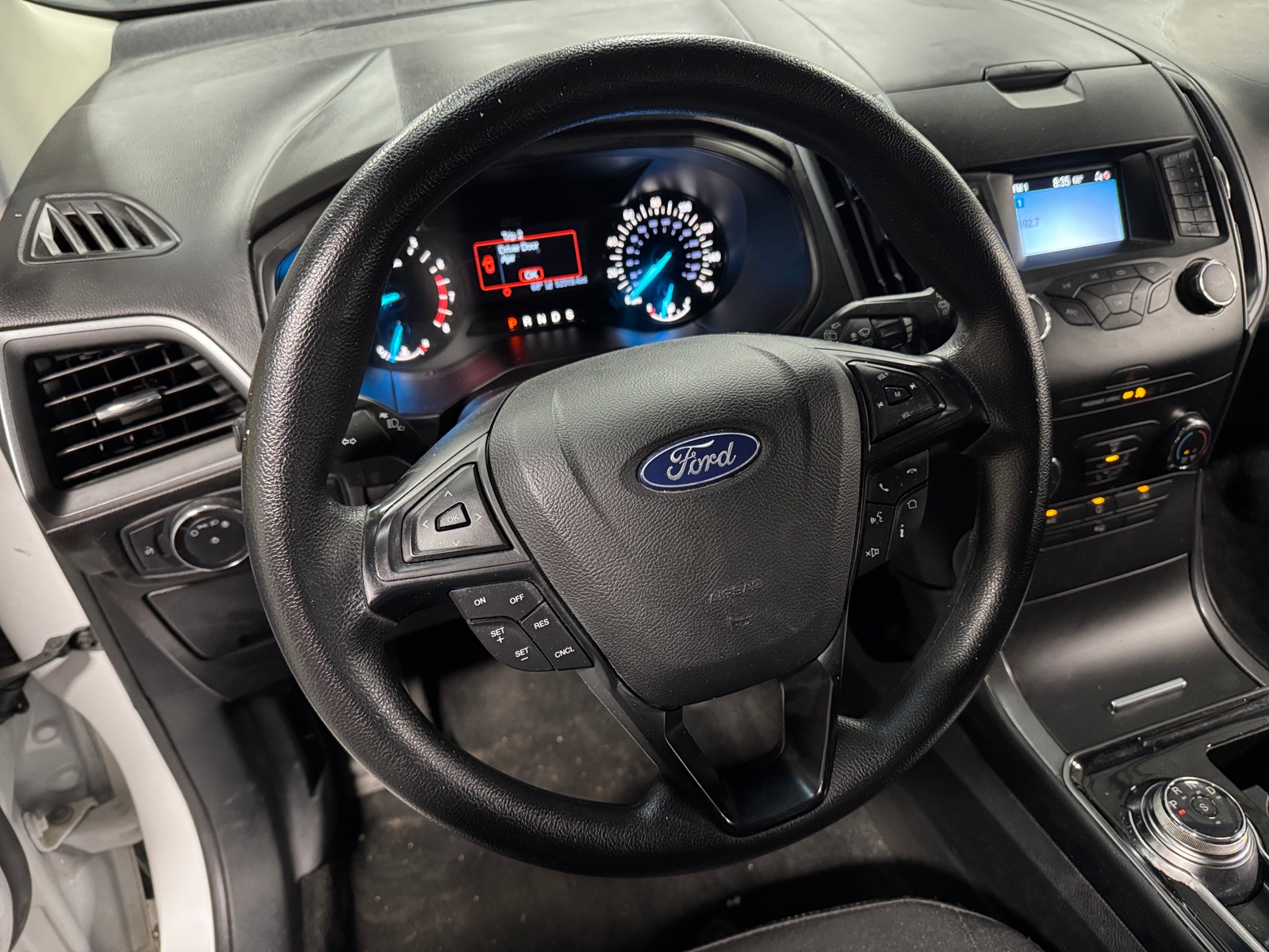 Thumbnail: 2019 Ford Edge - 5