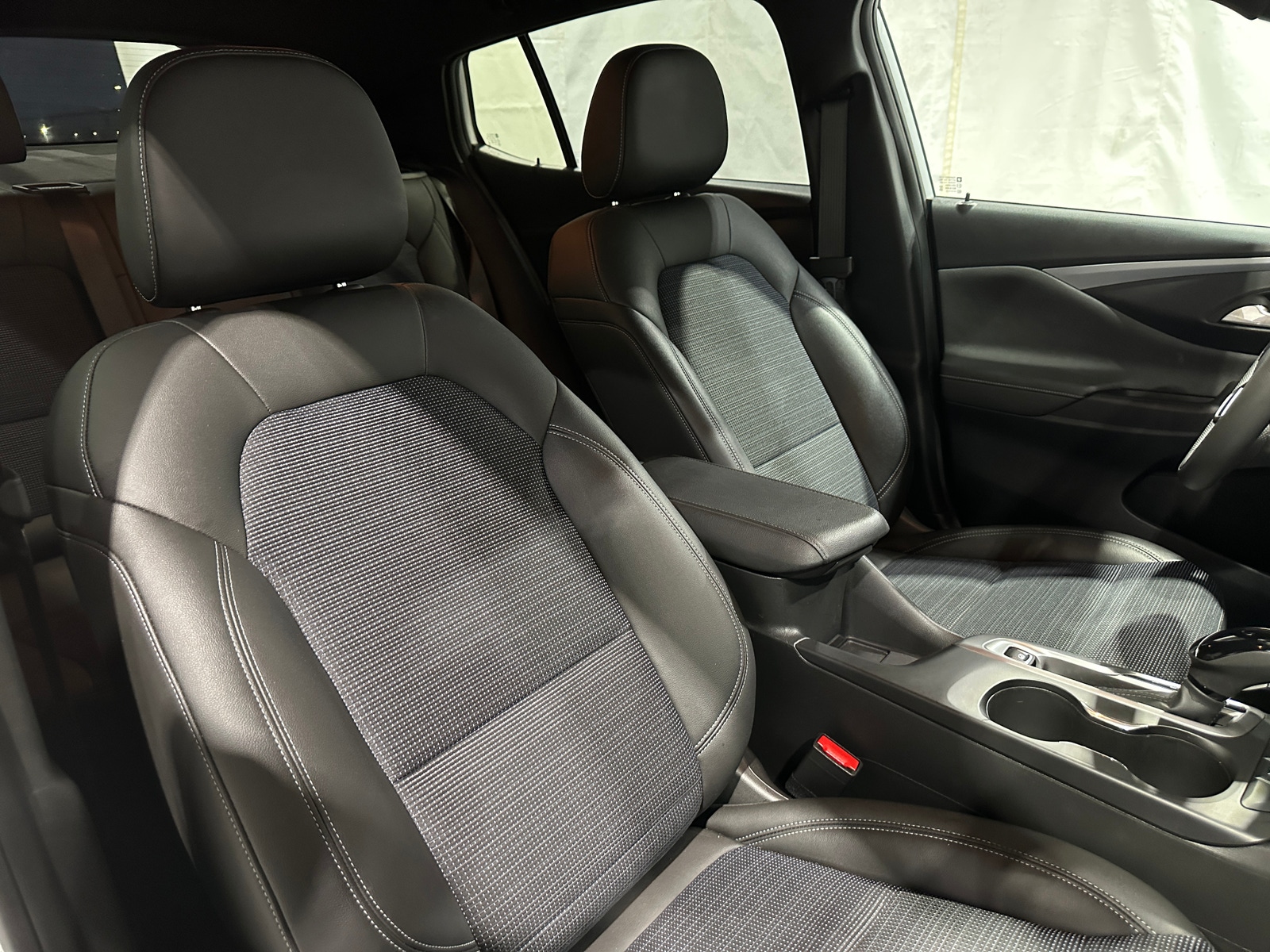 Thumbnail: 2025 Buick Envista - 2