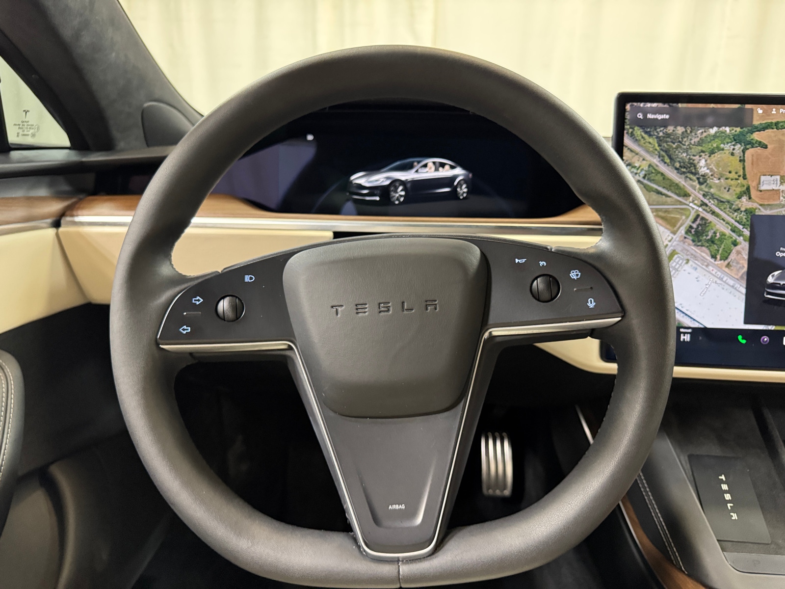 Thumbnail: 2023 Tesla Model S - 4