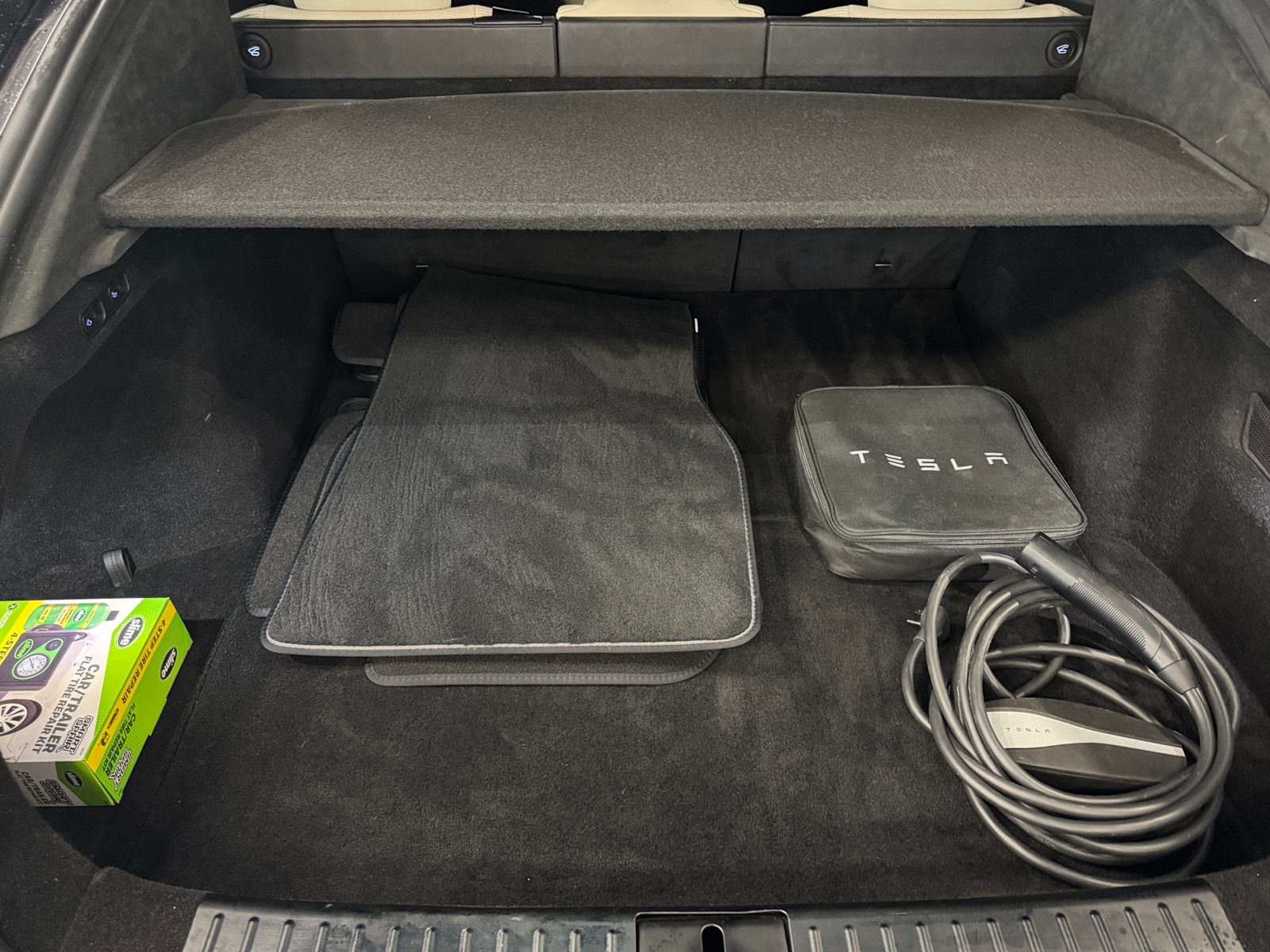 Thumbnail: 2023 Tesla Model S - 6