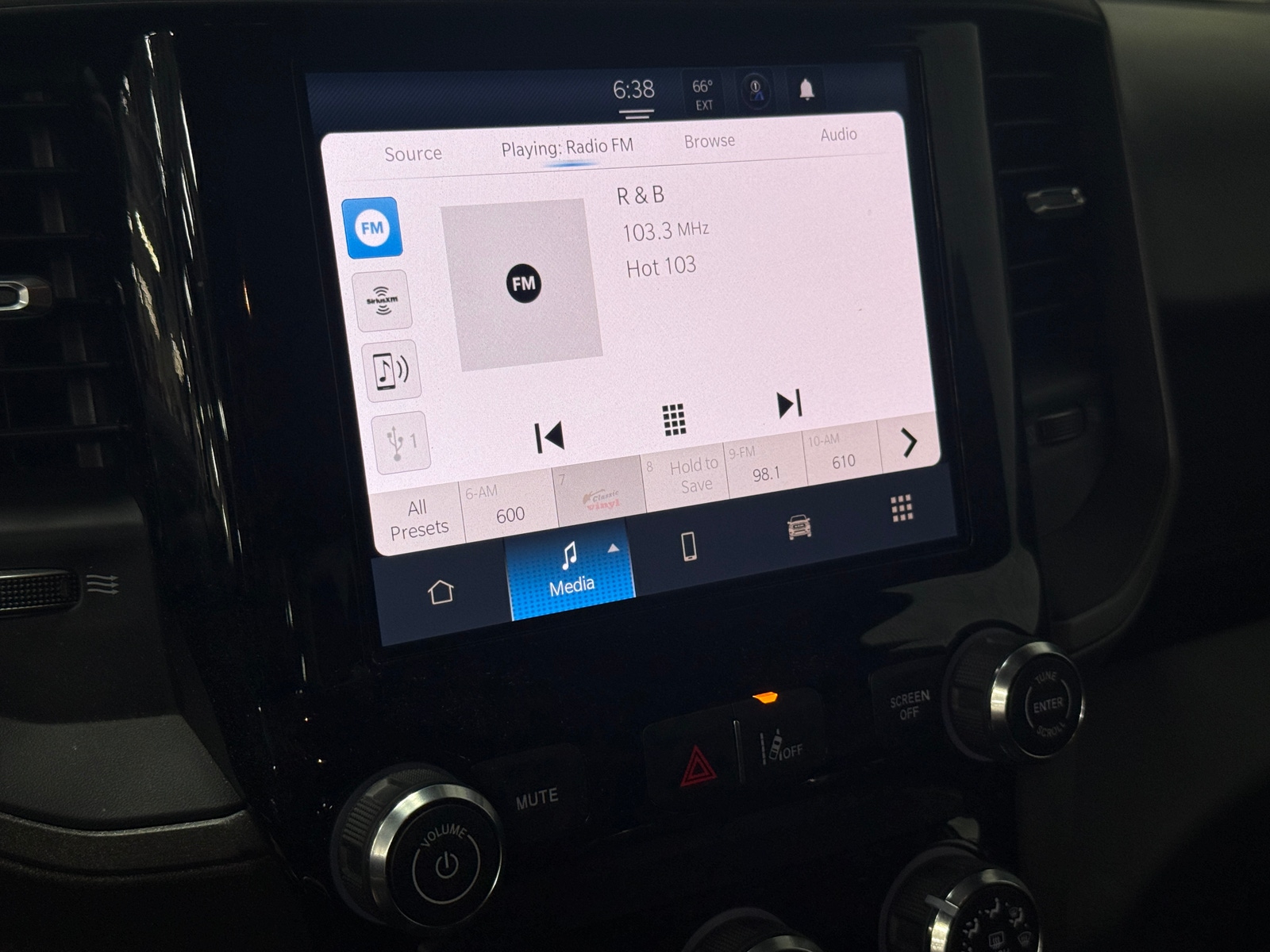 Thumbnail: 2025 RAM 1500 - 4