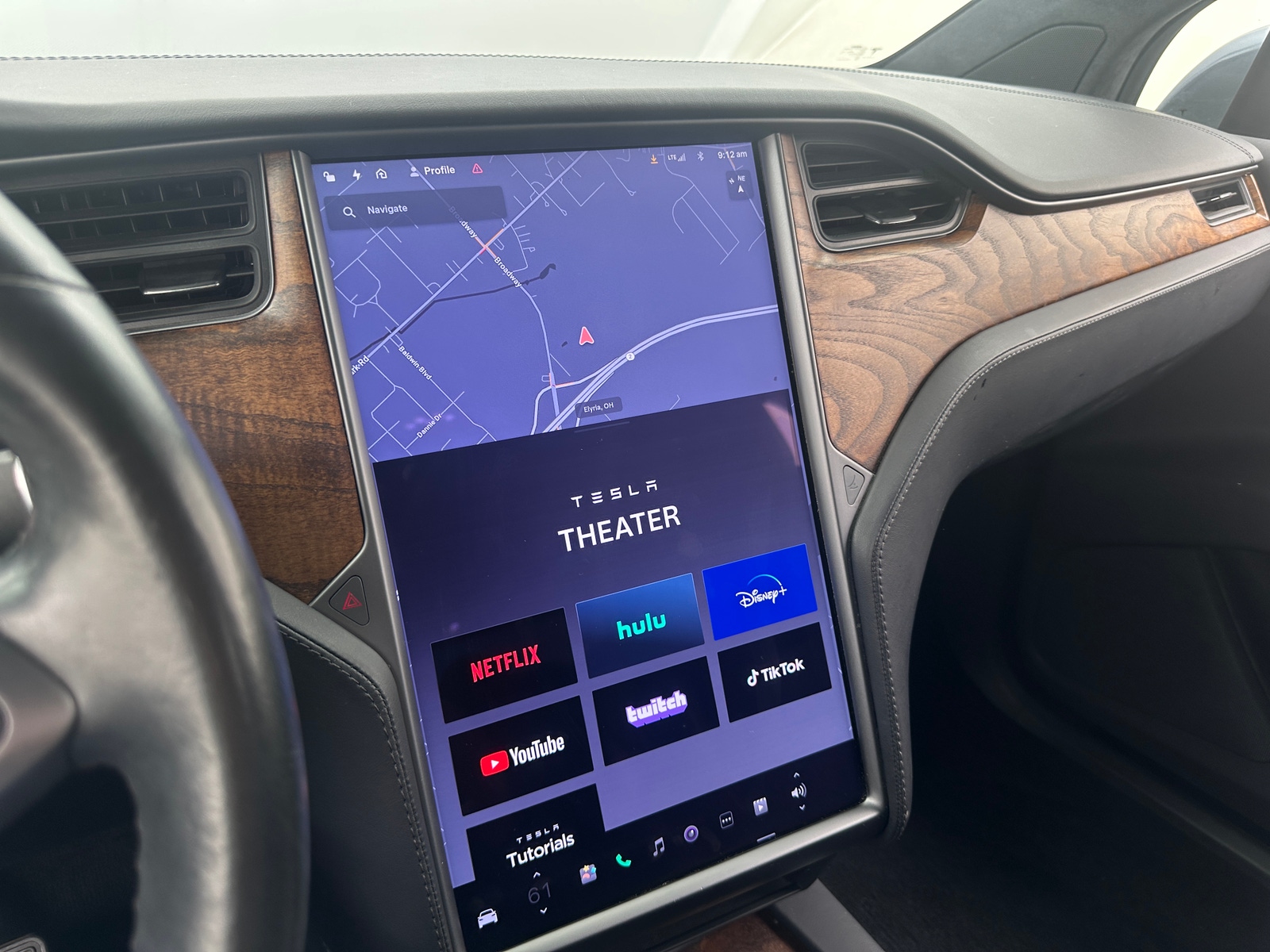 Thumbnail: 2019 Tesla Model X - 3